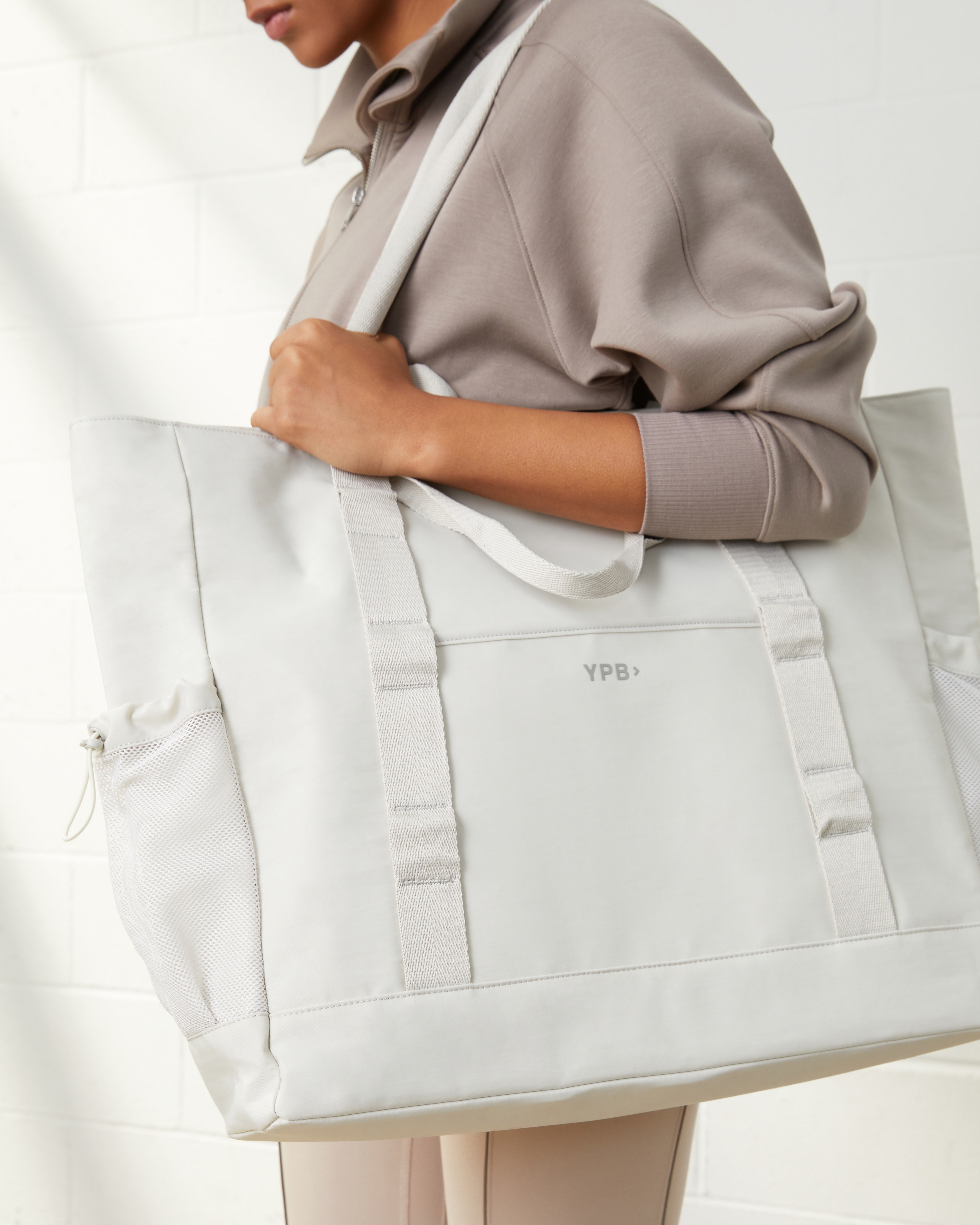 Iconic tote clearance bags