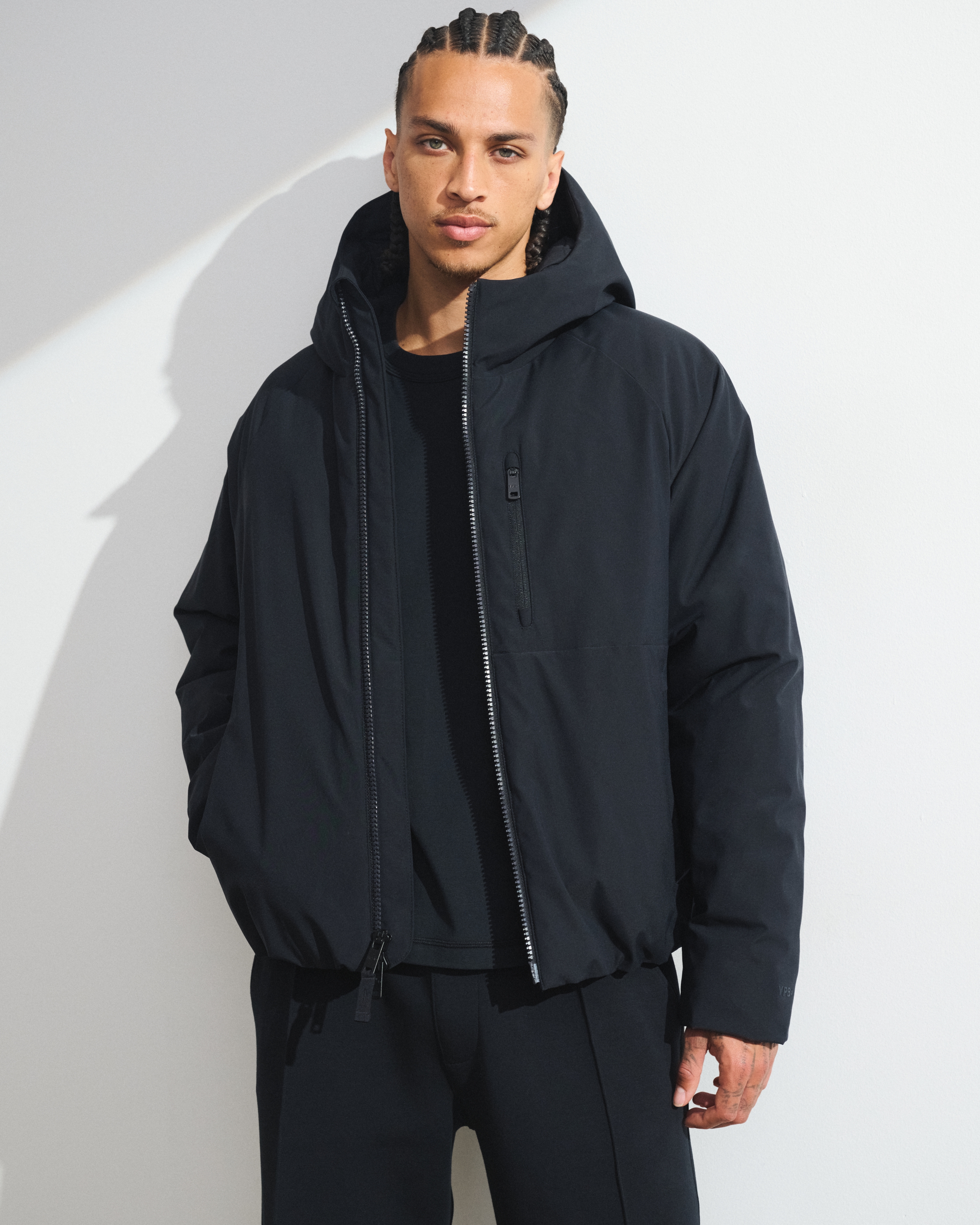 Мужские куртки Abercrombie & Fitch YPB Filled Tech Jacket — фото 2
