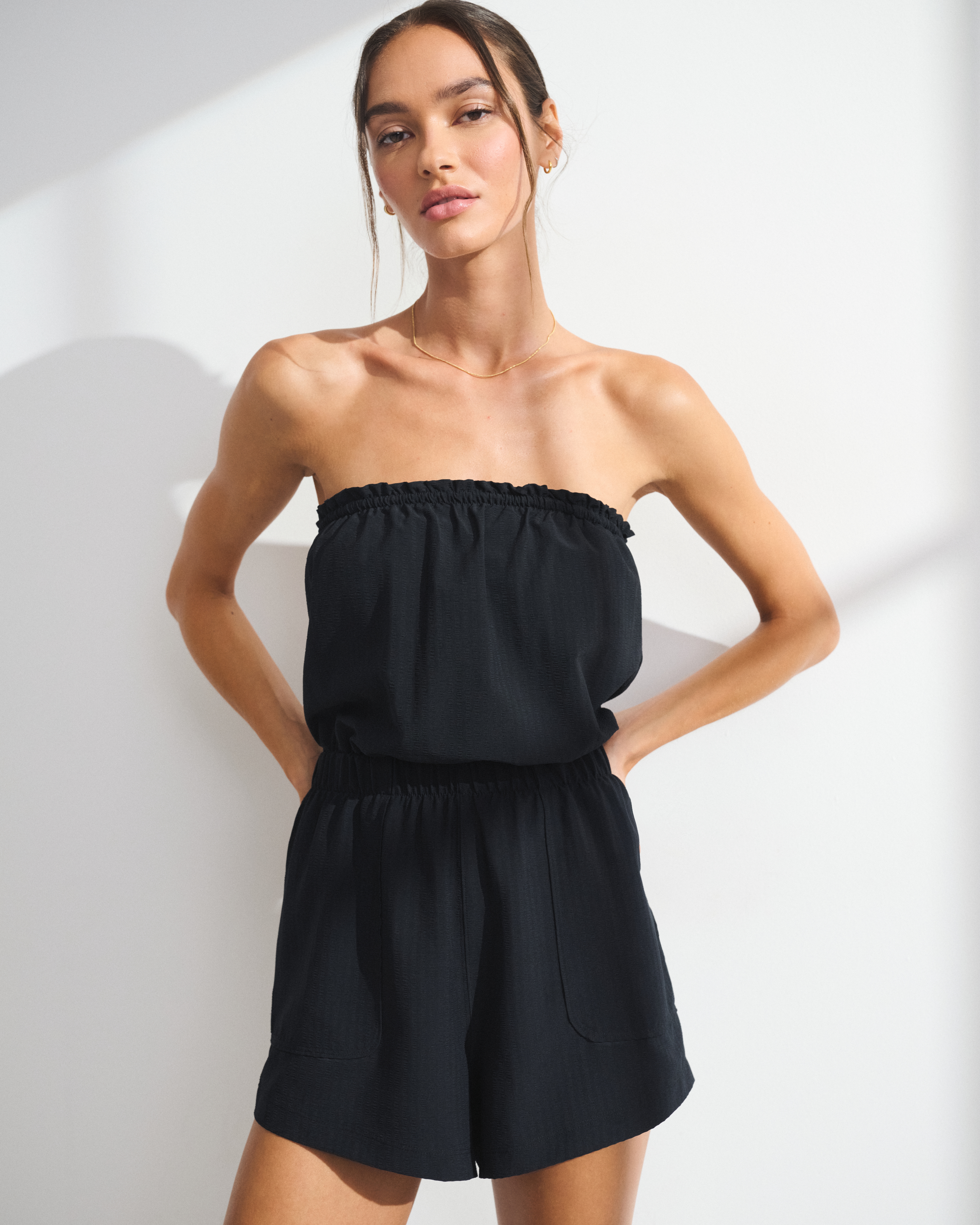 Женские комбинезоны Abercrombie & Fitch YPB On The Go Seersucker Romper — фото 3