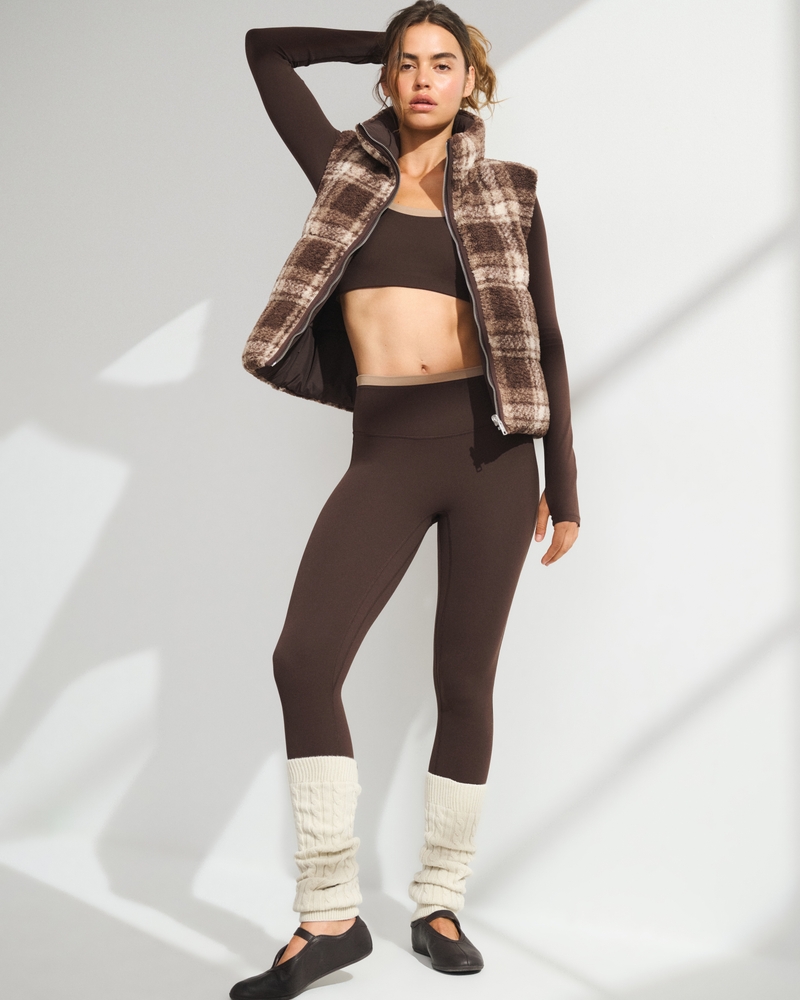 YPB On The Go Reversible Puffer Vest - thumbnail 8