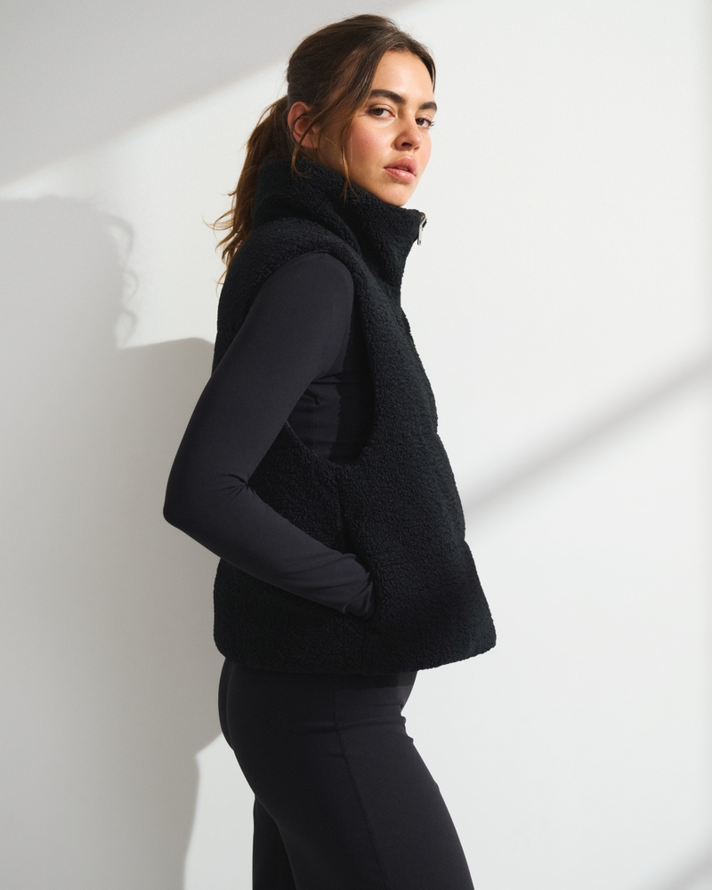 YPB On The Go Reversible Puffer Vest - thumbnail 4
