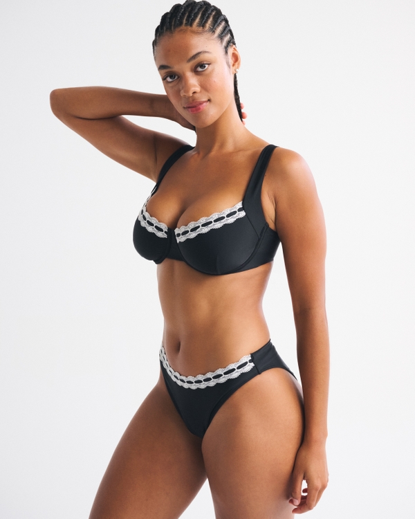 Curve Love Wide Strap Underwire Bikini Top, Black view 2