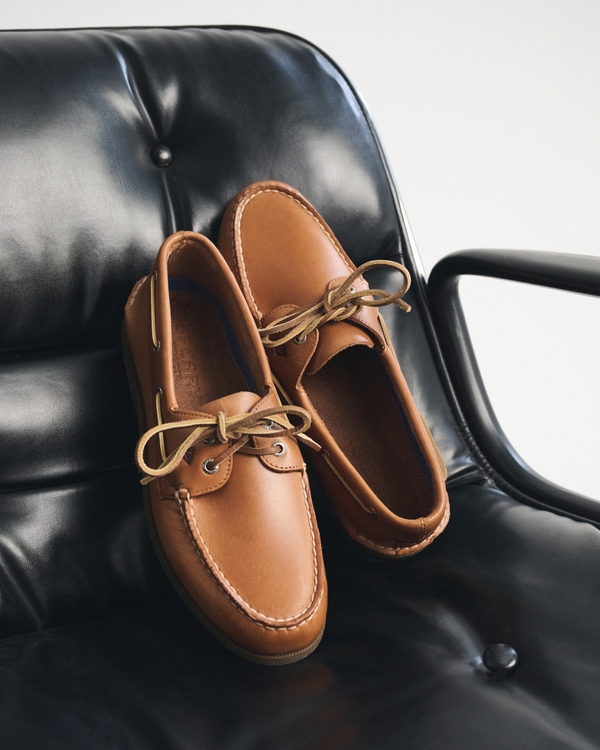 Sperry Authentic Original Men's 2-Eye Boat Shoe, Light Brown view 1