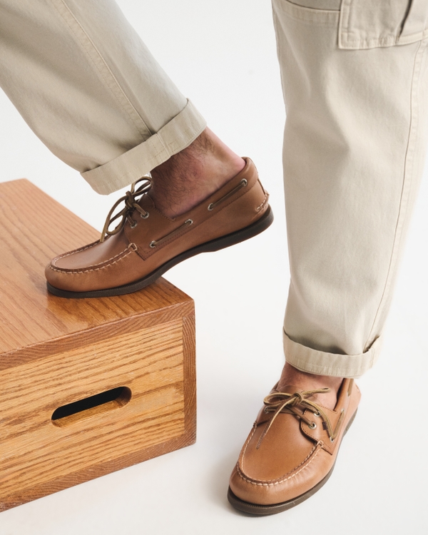 Sperry Authentic Original Men's 2-Eye Boat Shoe, Light Brown view 2