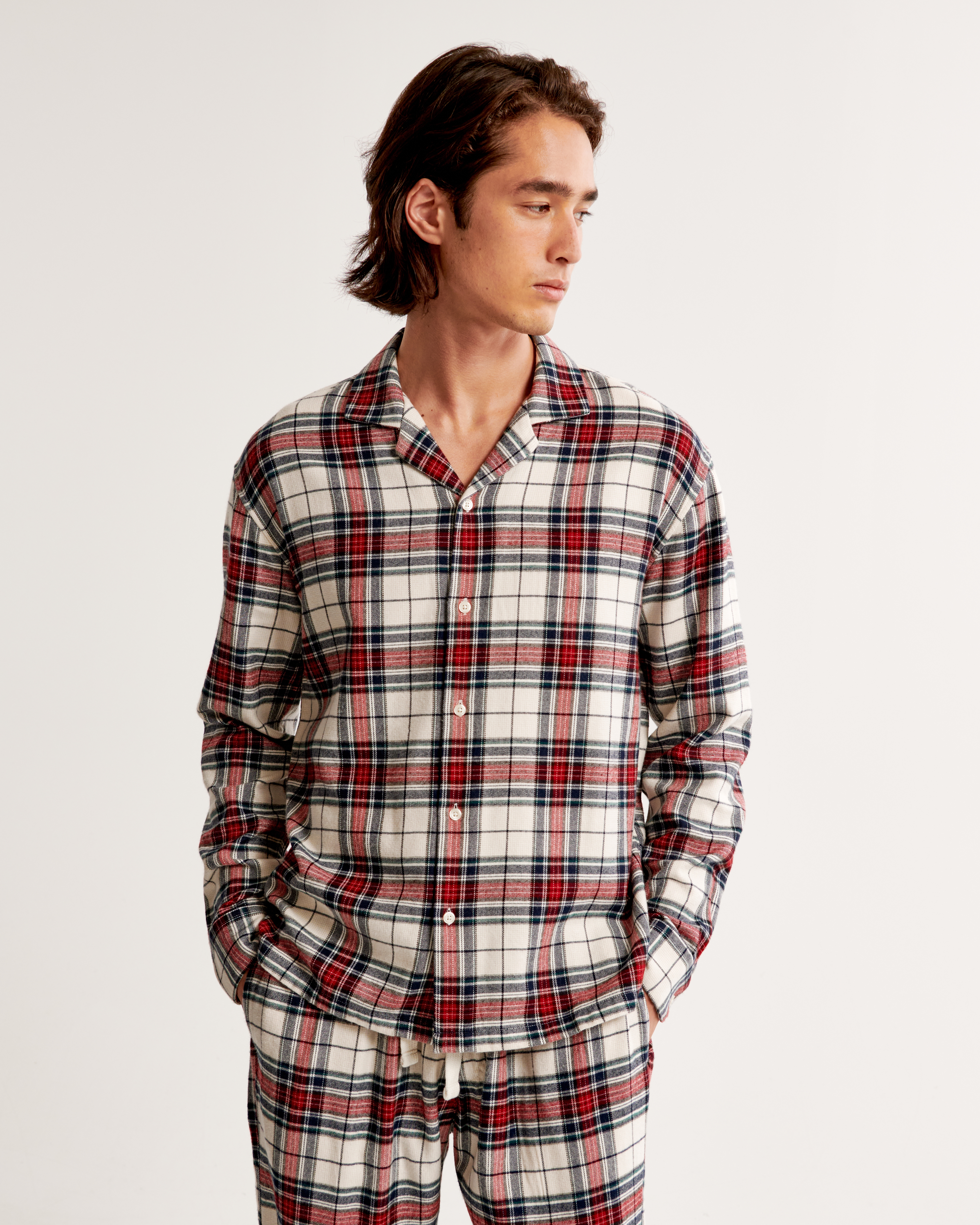 Hollister graphic tee discount flannel sleep set