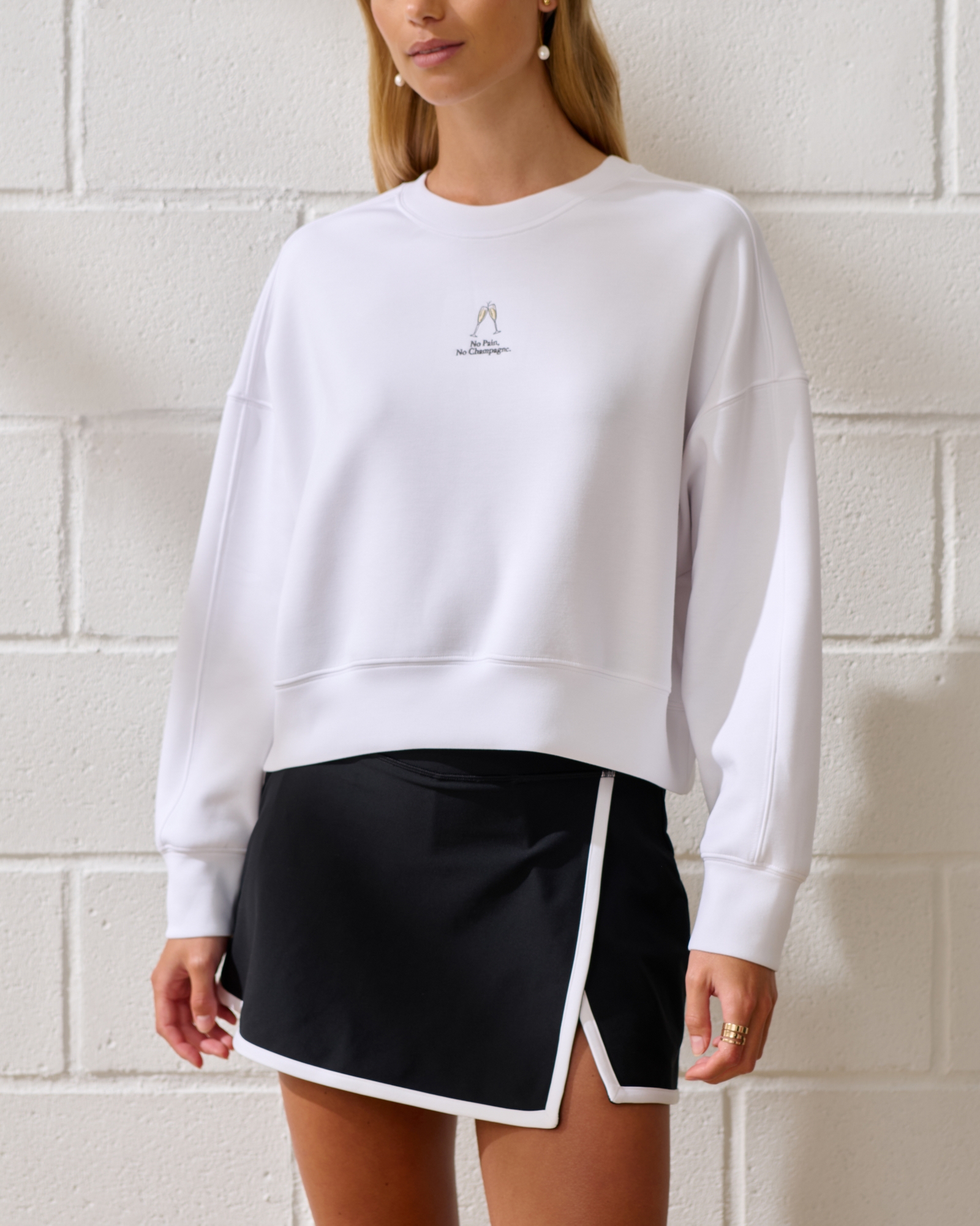 YPB neoKNIT Relaxed Graphic Crew