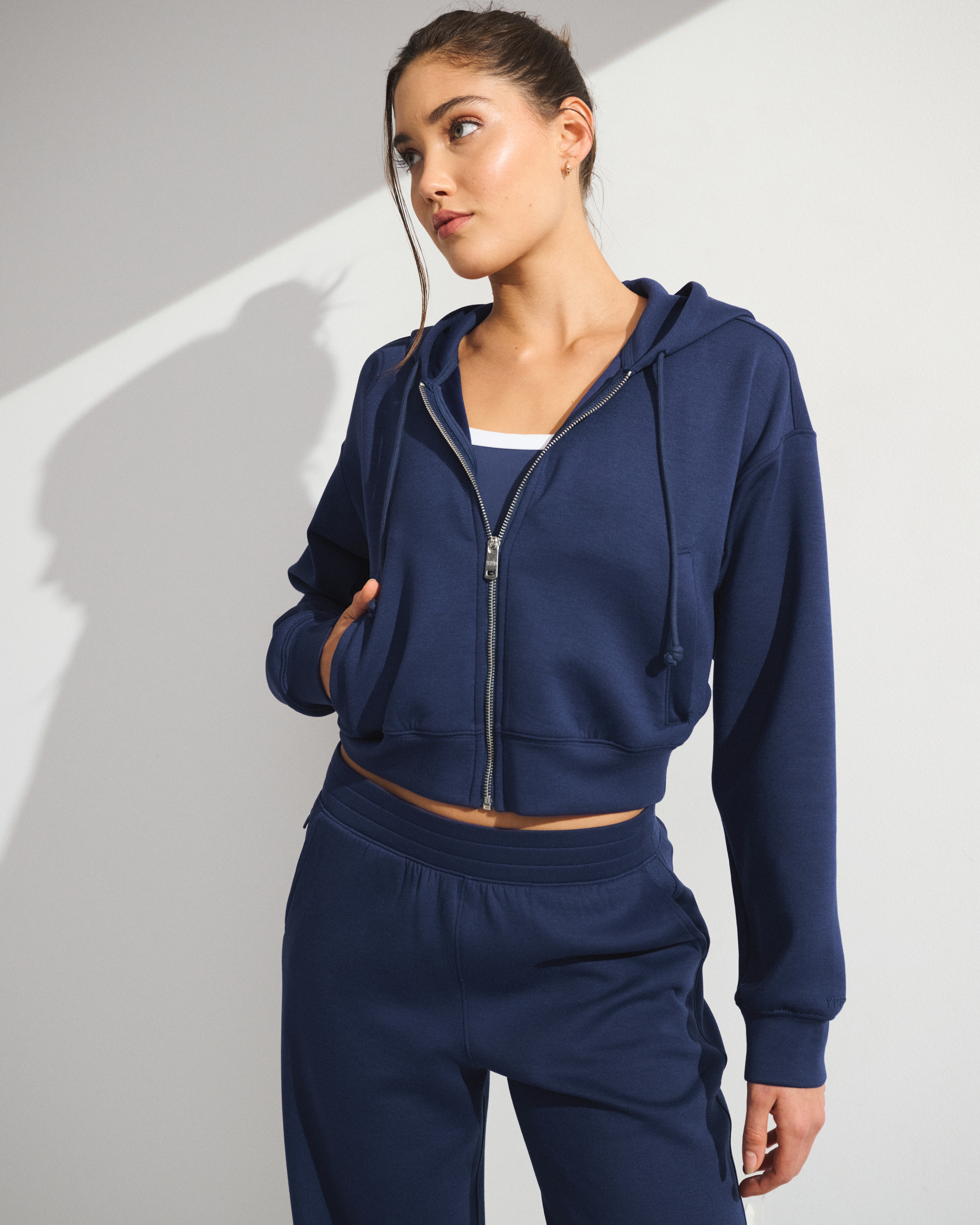 Женская флисовая куртка Abercrombie & Fitch YPB neoKNIT On The Go на молнии — фото 2