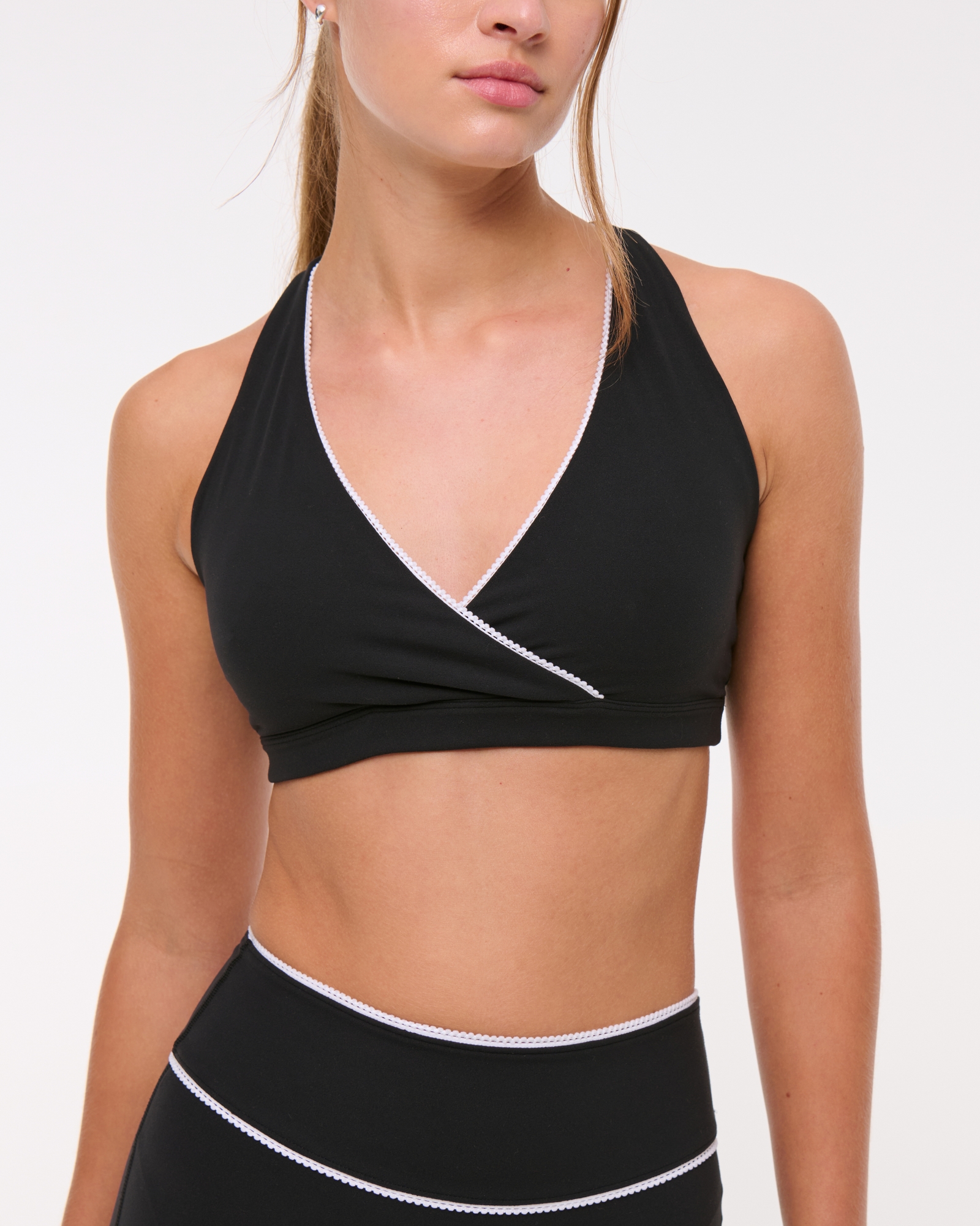 YPB studioFLEX Crossover Sports Bra