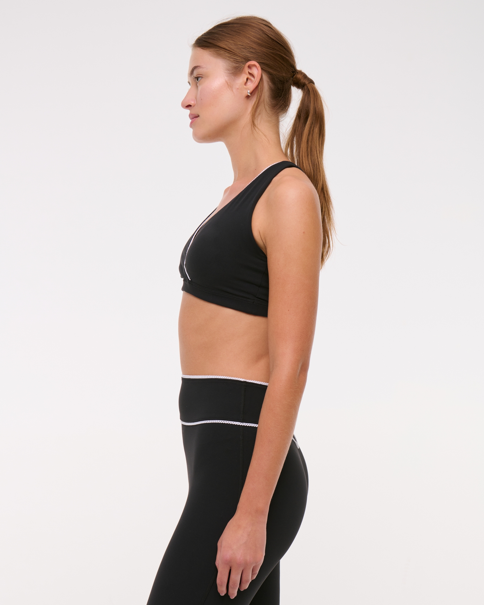 YPB studioFLEX Crossover Sports Bra