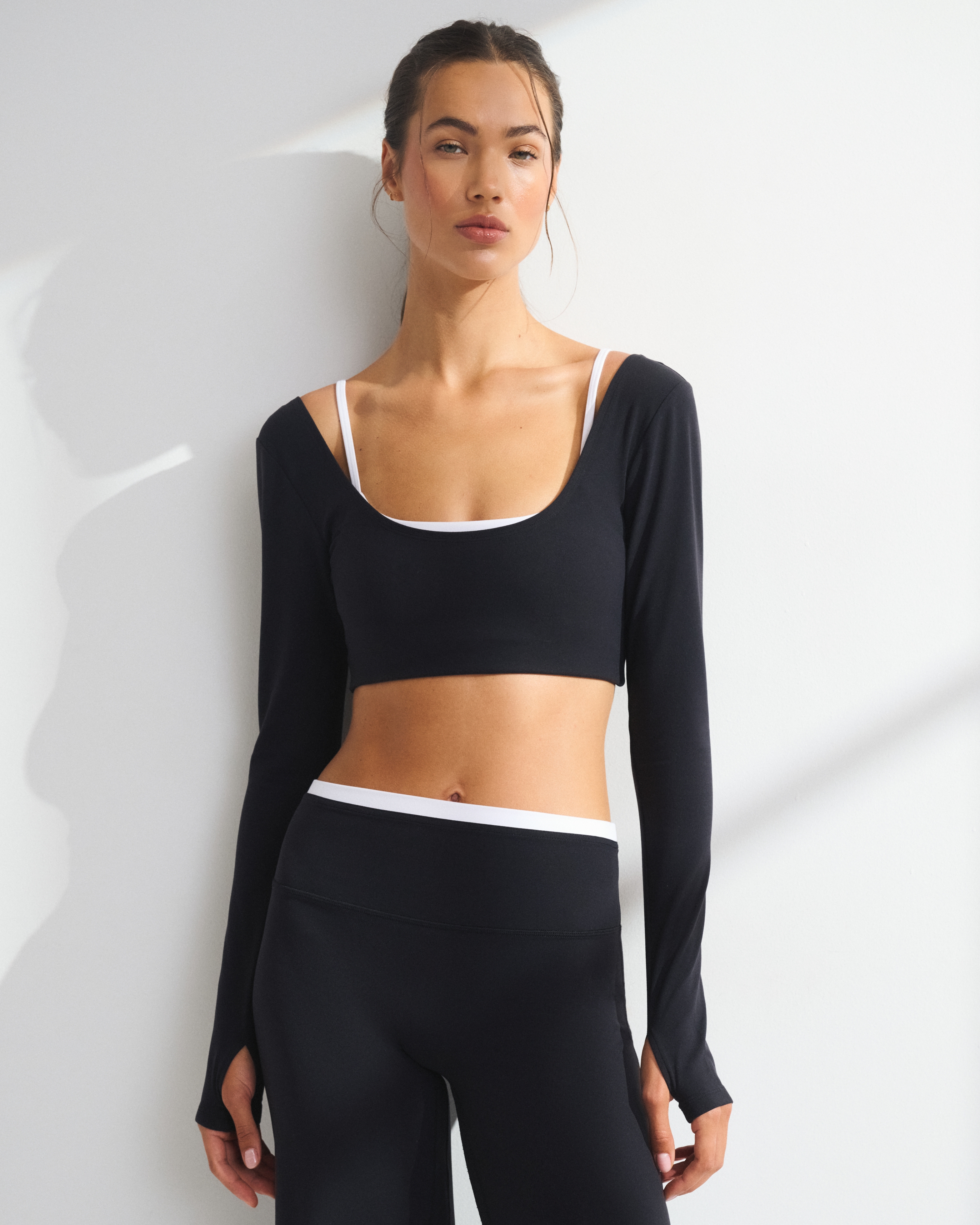 Женские топы Abercrombie & Fitch YPB studioFLEX Double-Layered Long-Sleeve Top — фото 2