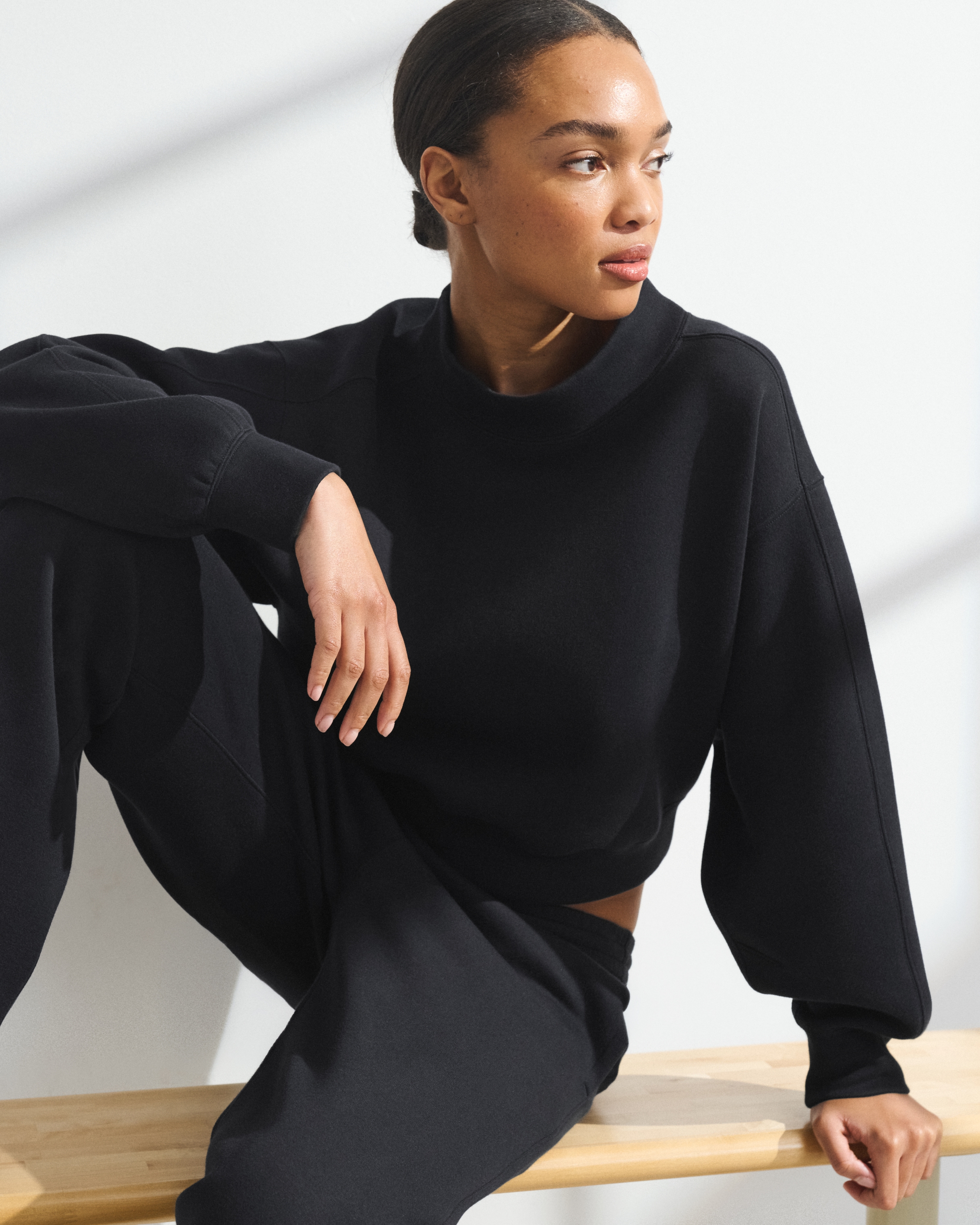 Женские худи Abercrombie & Fitch YPB neoKNIT SOFT Mockneck Sweatshirt — фото 2
