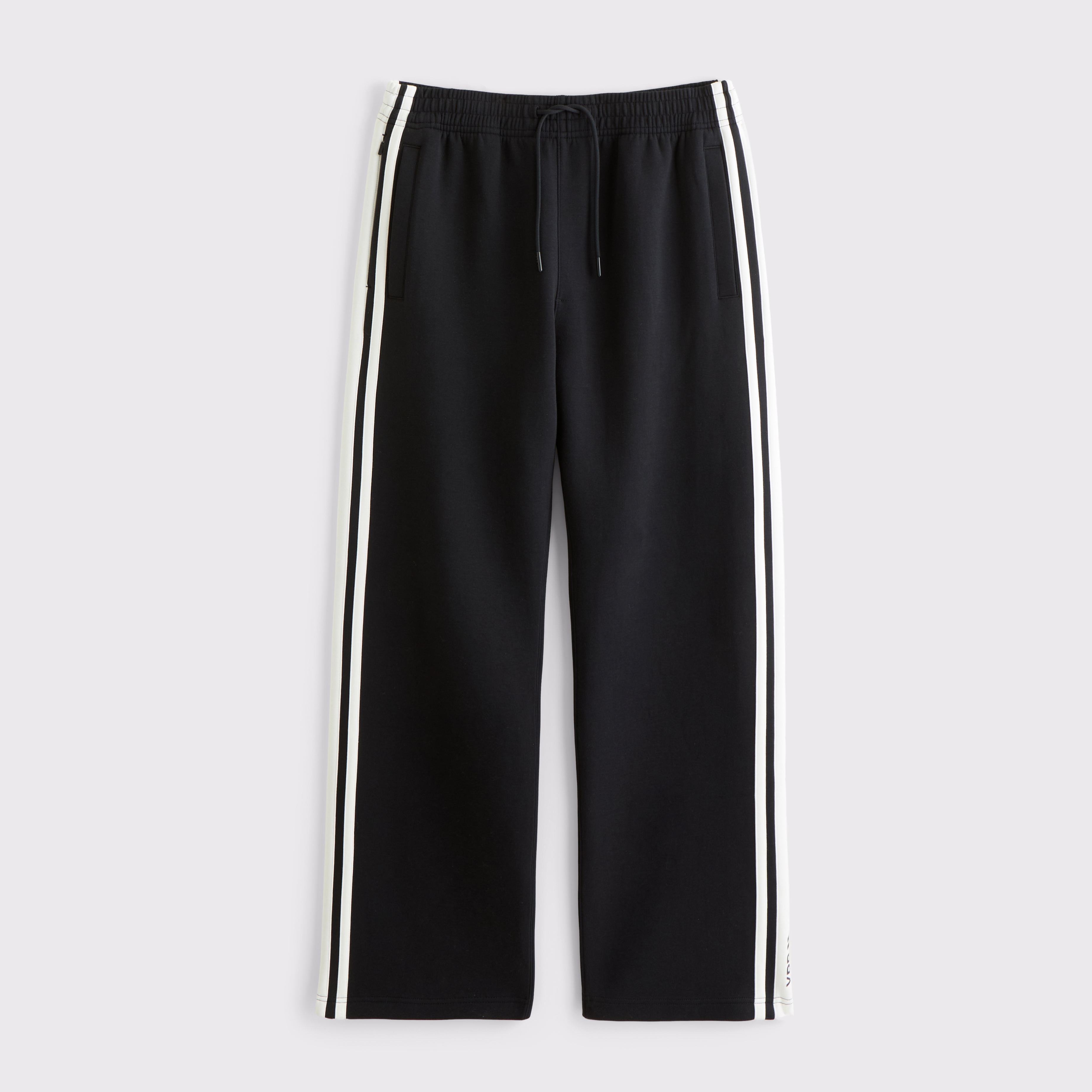 Мужские брюки Abercrombie & Fitch YPB Barry's NeoKNIT MAX Relaxed Straight Bottom, цвет: Чёрный — фото 1