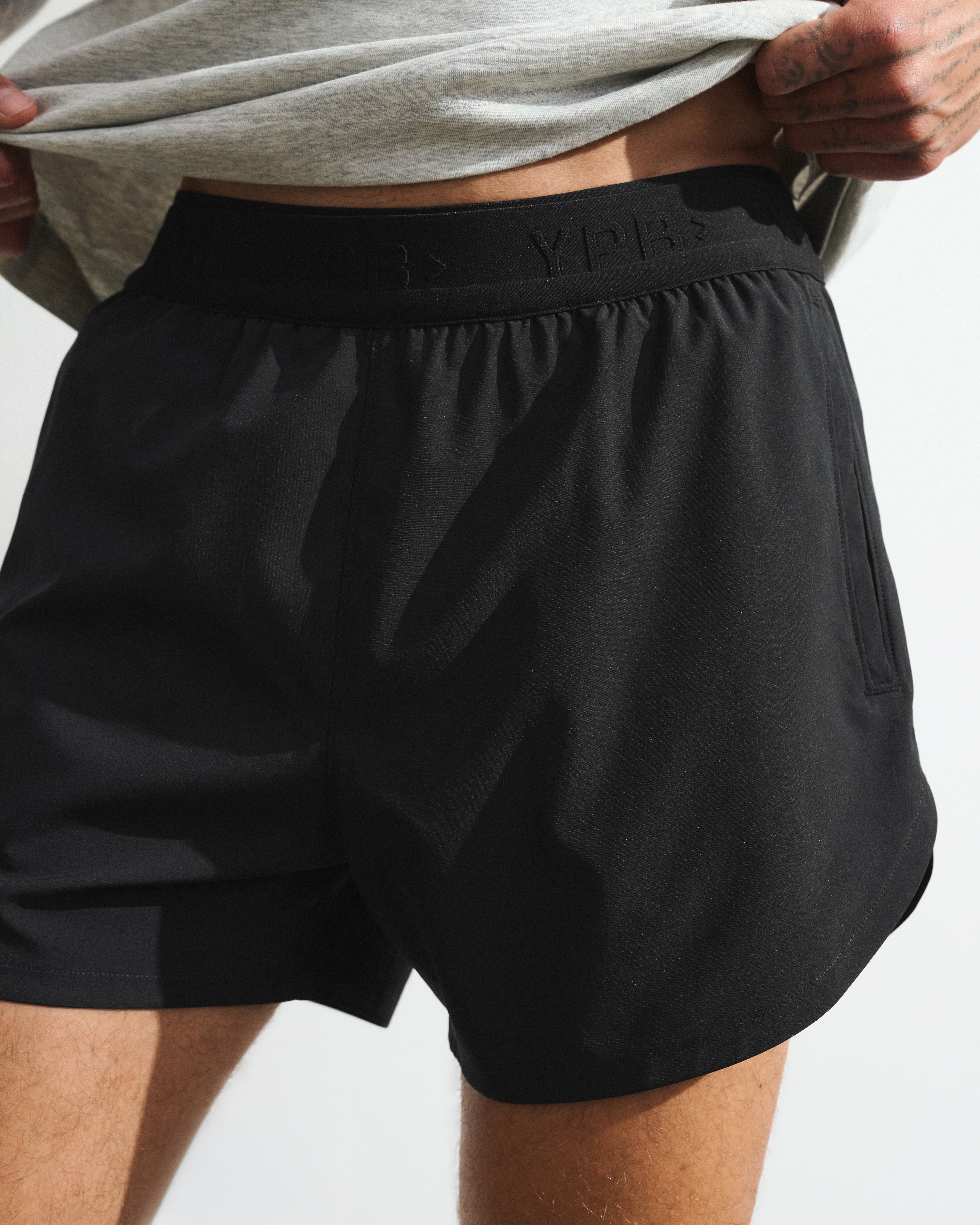 Мужские брюки Abercrombie & Fitch YPB motionTEK Flyaway Lined Running Short — фото 3