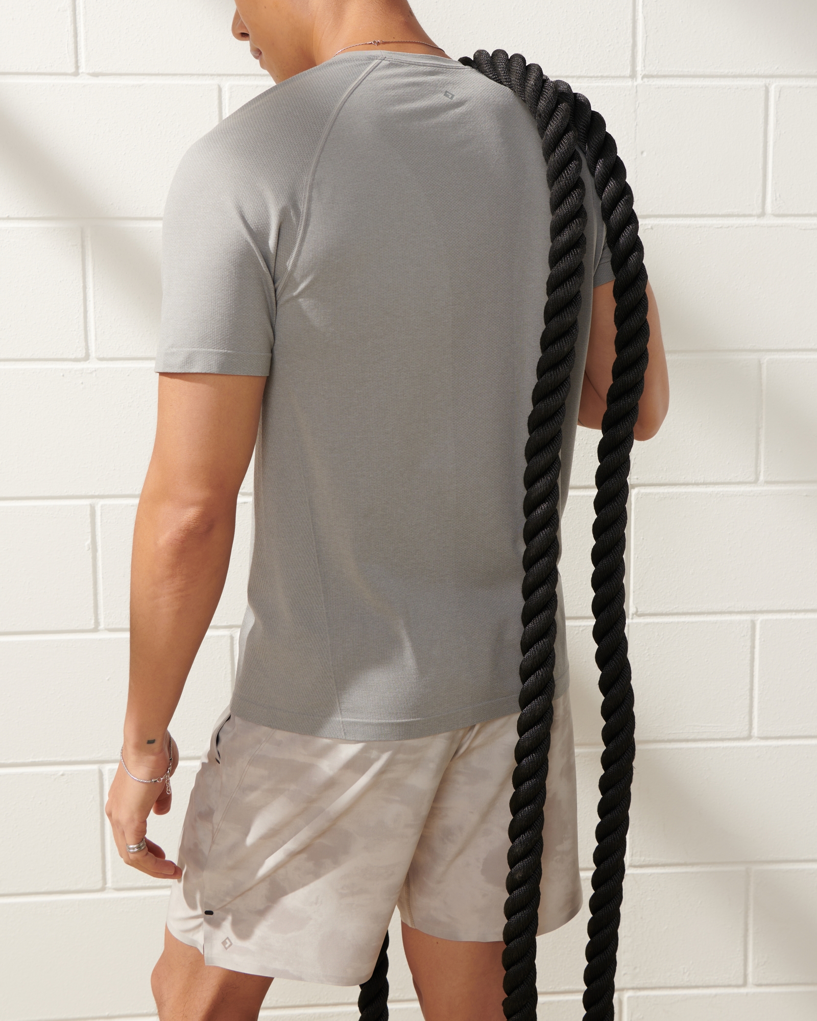 YPB motionTEK 7 Inch Unlined Training Short