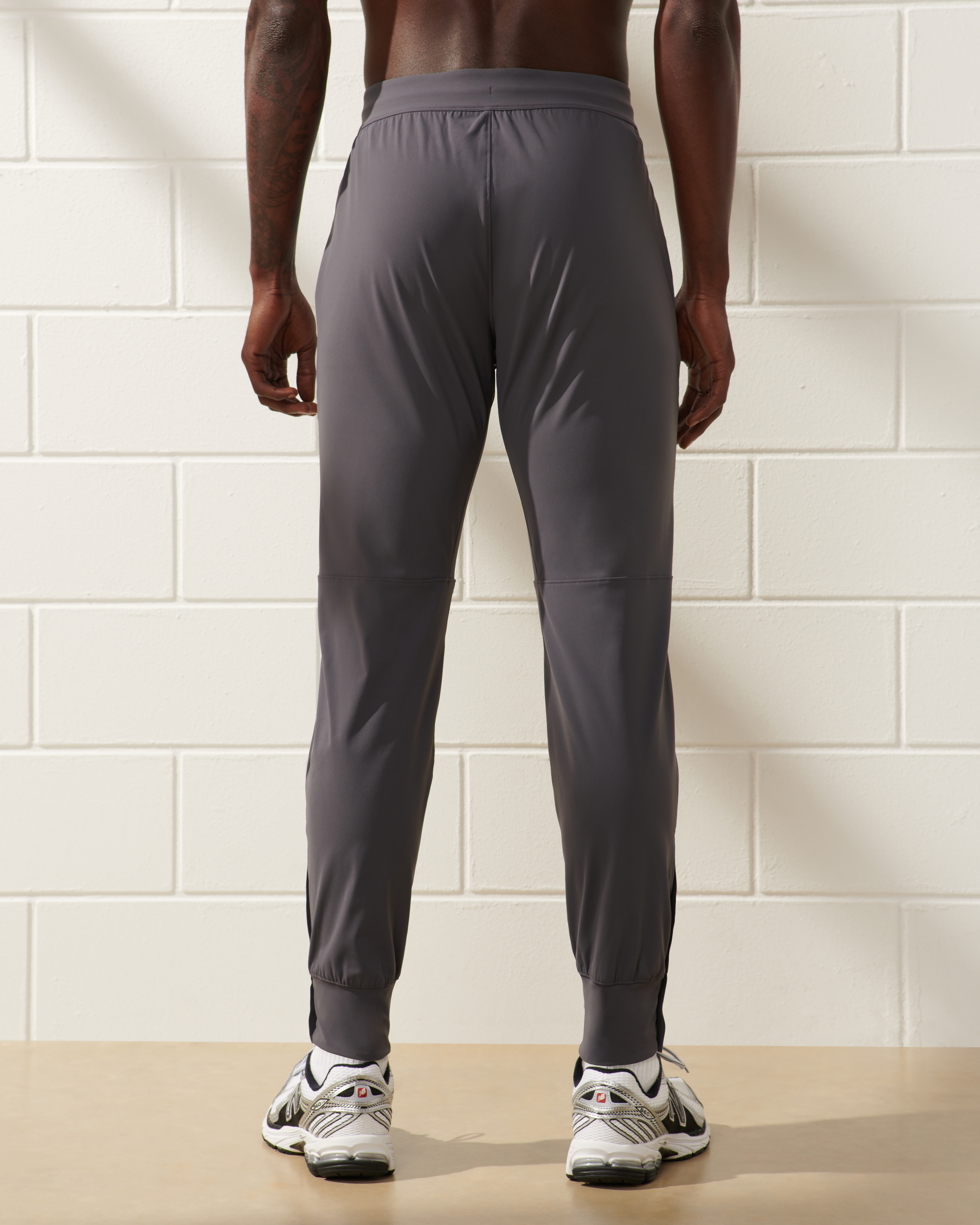 Joggers abercrombie clearance