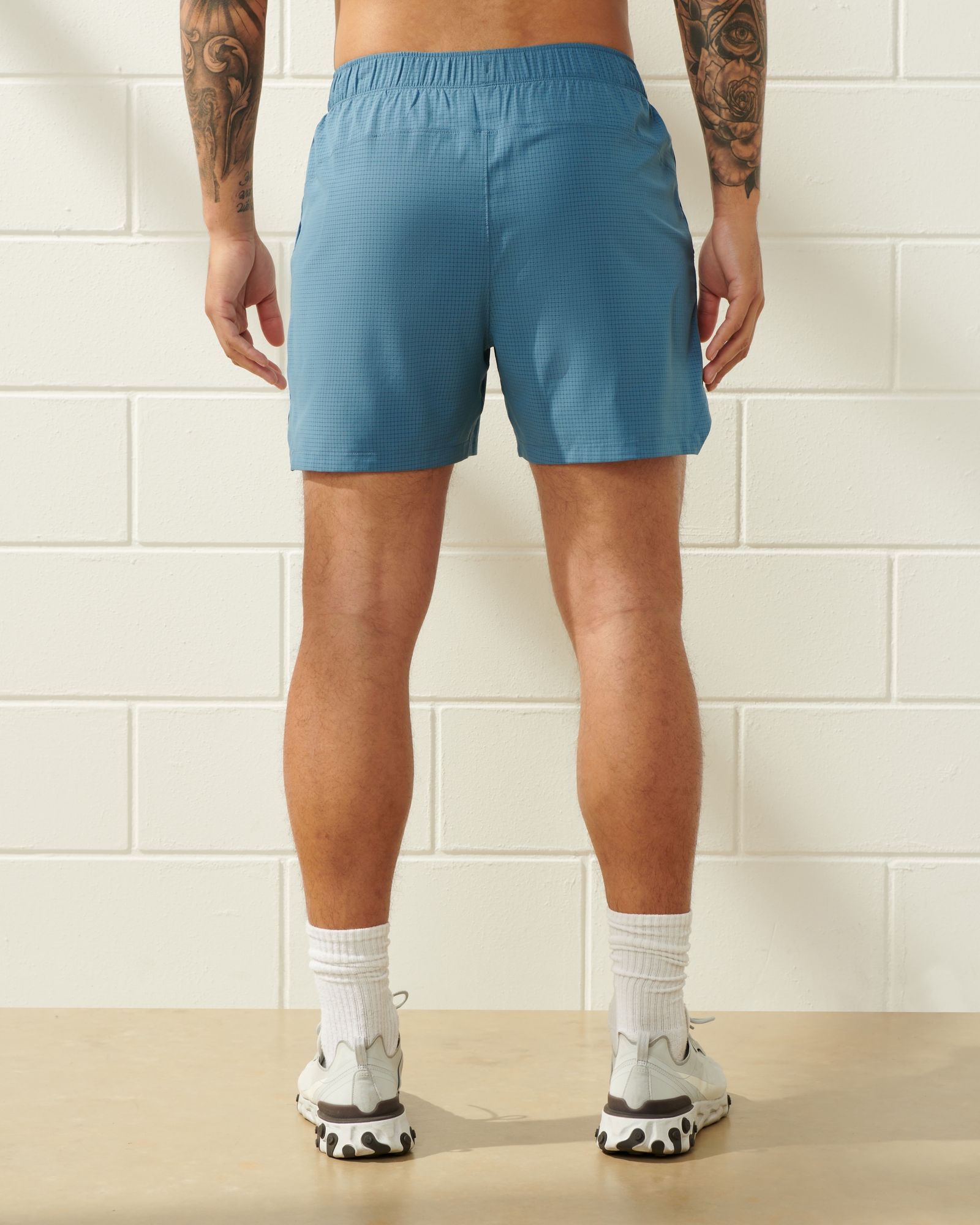 YPB motionVENT 5 Inch Lined Cardio Short