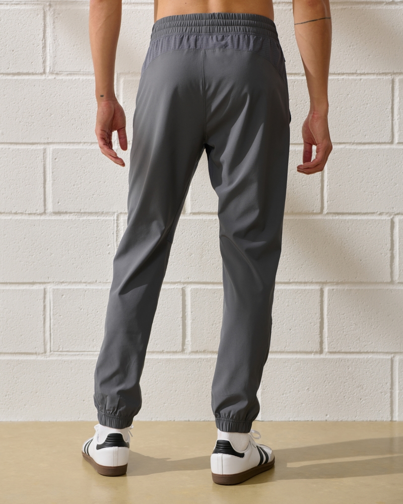 YPB motionTEK Training Jogger