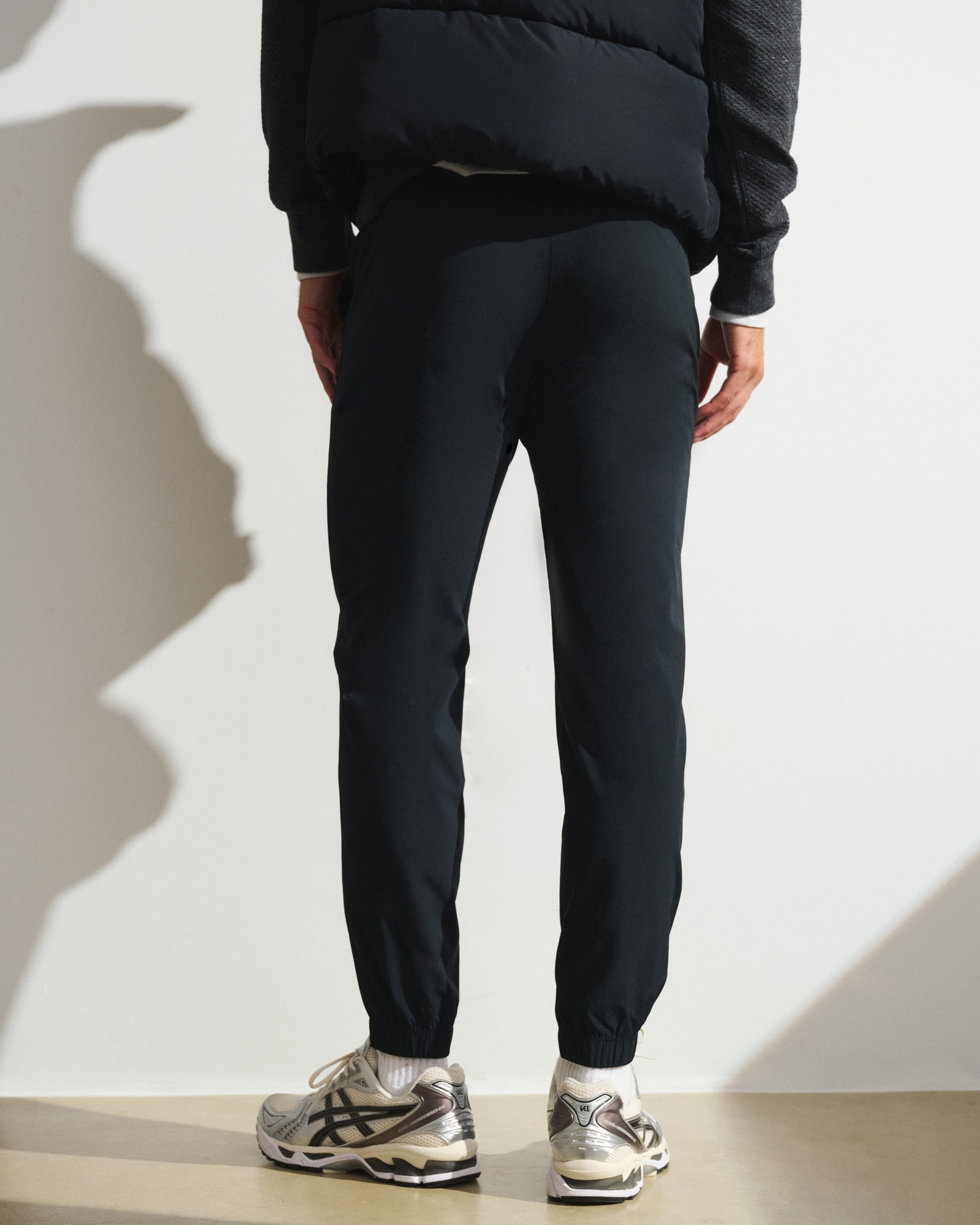 YPB motionTEK Training Jogger