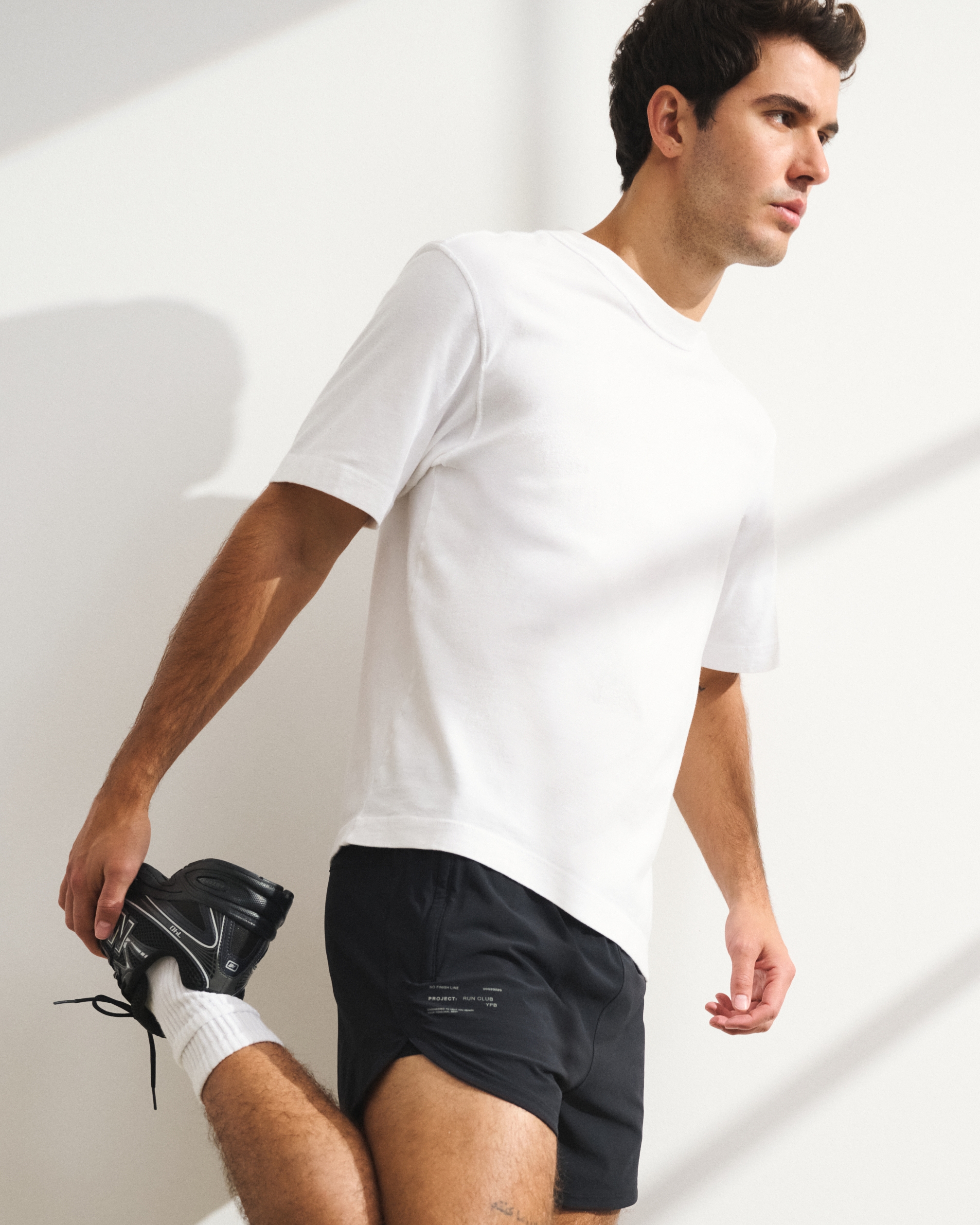 Мужские брюки Abercrombie & Fitch YPB sprintTEK Lined Running Short — фото 2
