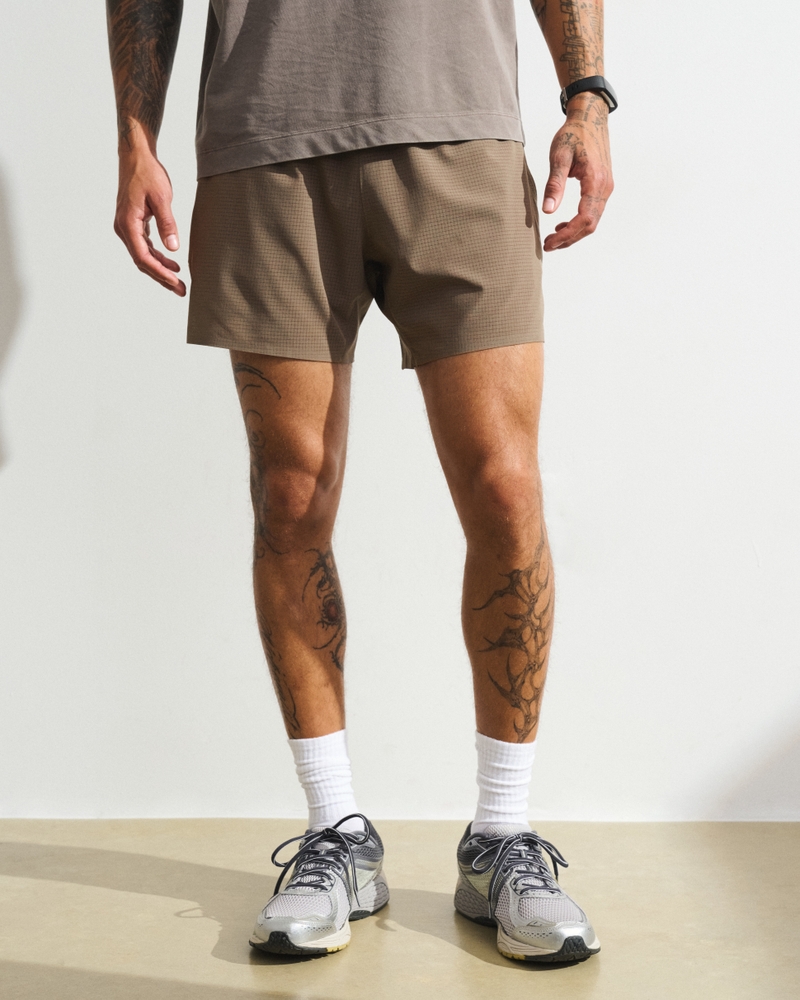 YPB motionVENT Lightweight Unlined Training Short - thumbnail 7