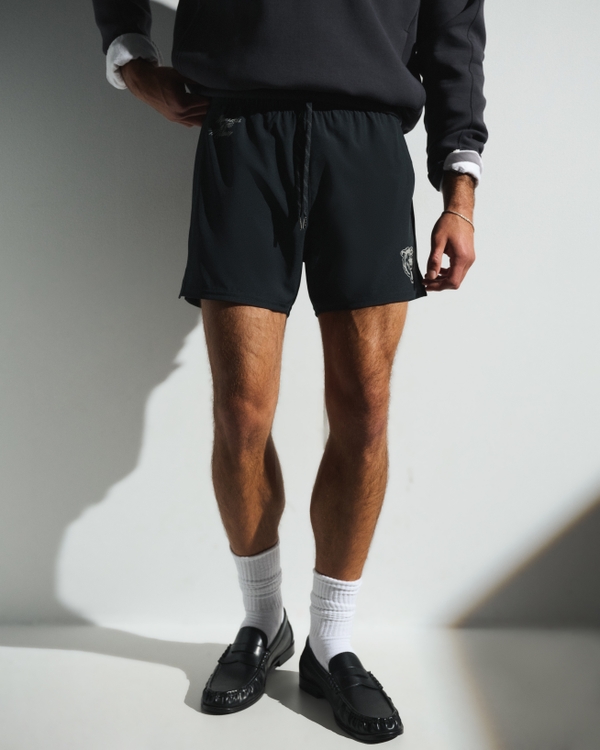 Chicago Bears 5in Unlined Short, Black-bears view 2