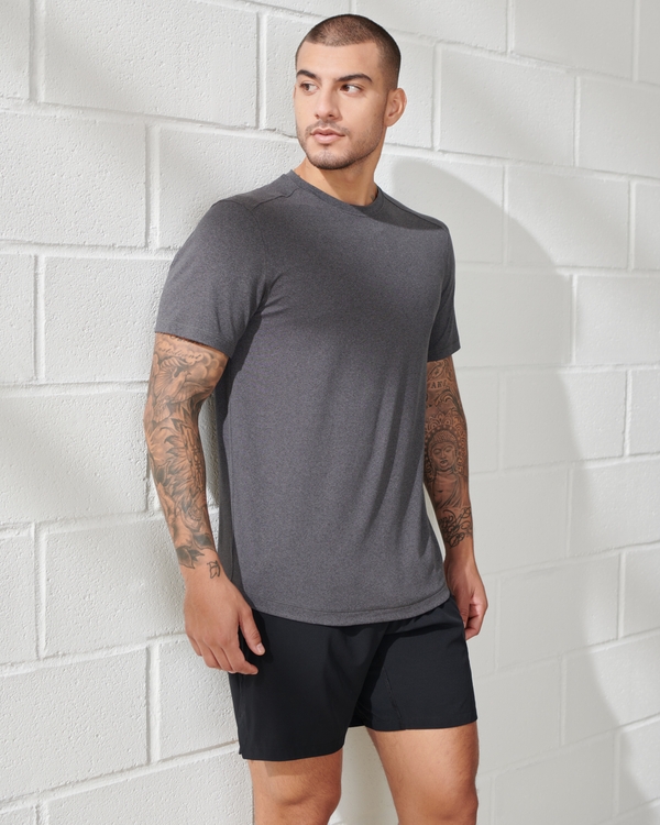 YPB powerSOFT Lifting Tee