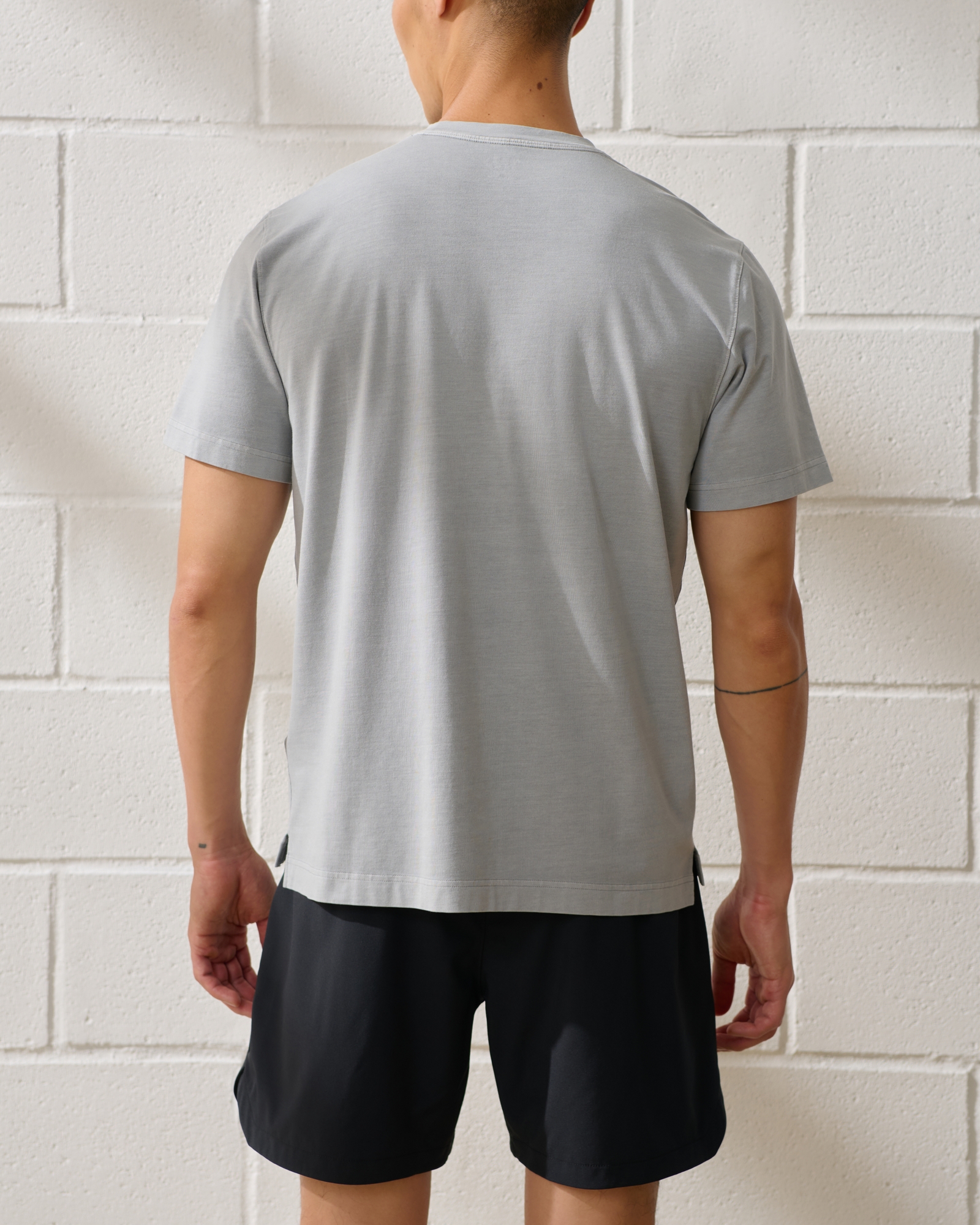 YPB Active Cotton-Blend Graphic Tee