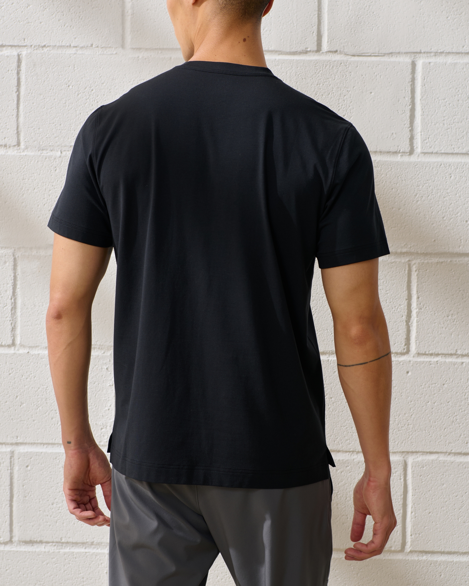 YPB Active Cotton-Blend Graphic Tee