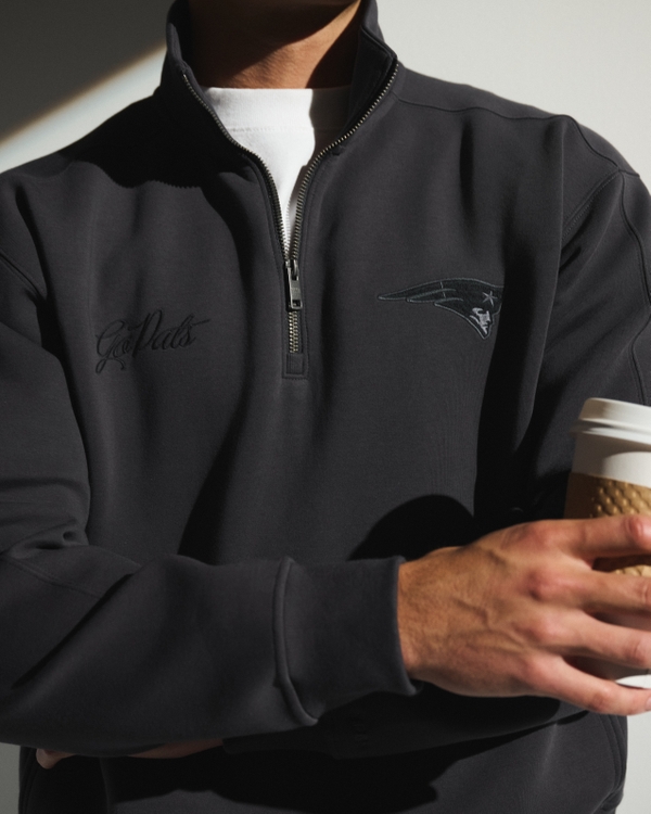New England Patriots neoKNIT MAX Half-Zip Sweatshirt