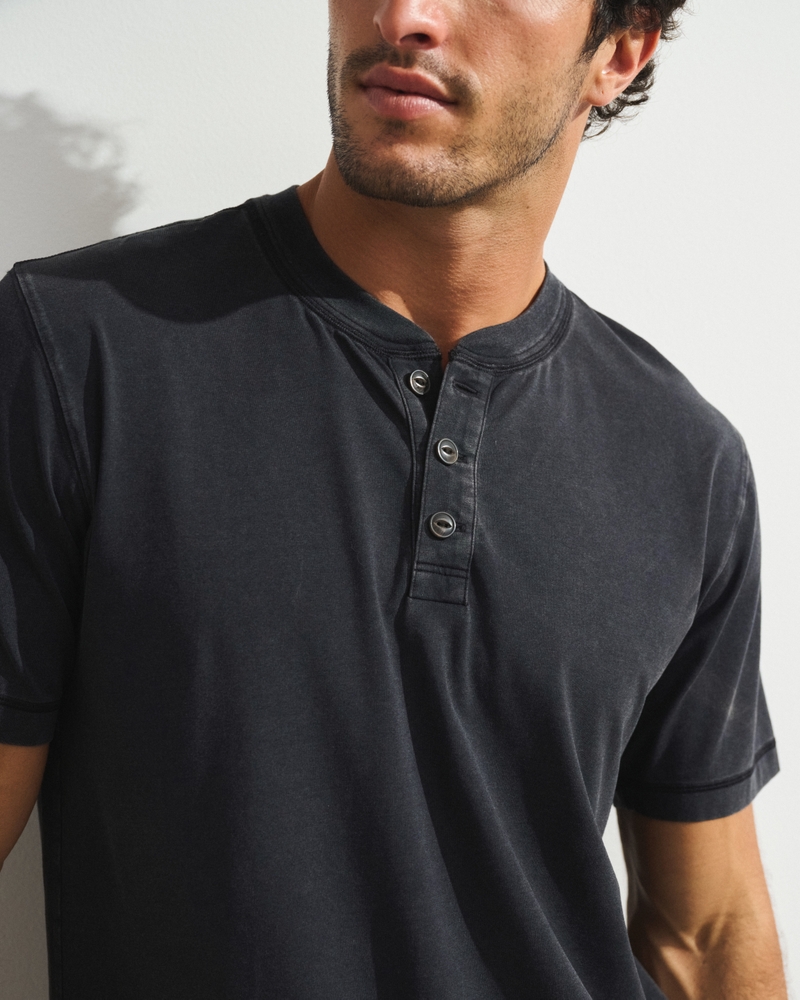 YPB On The Go Short-Sleeve Henley - thumbnail 4