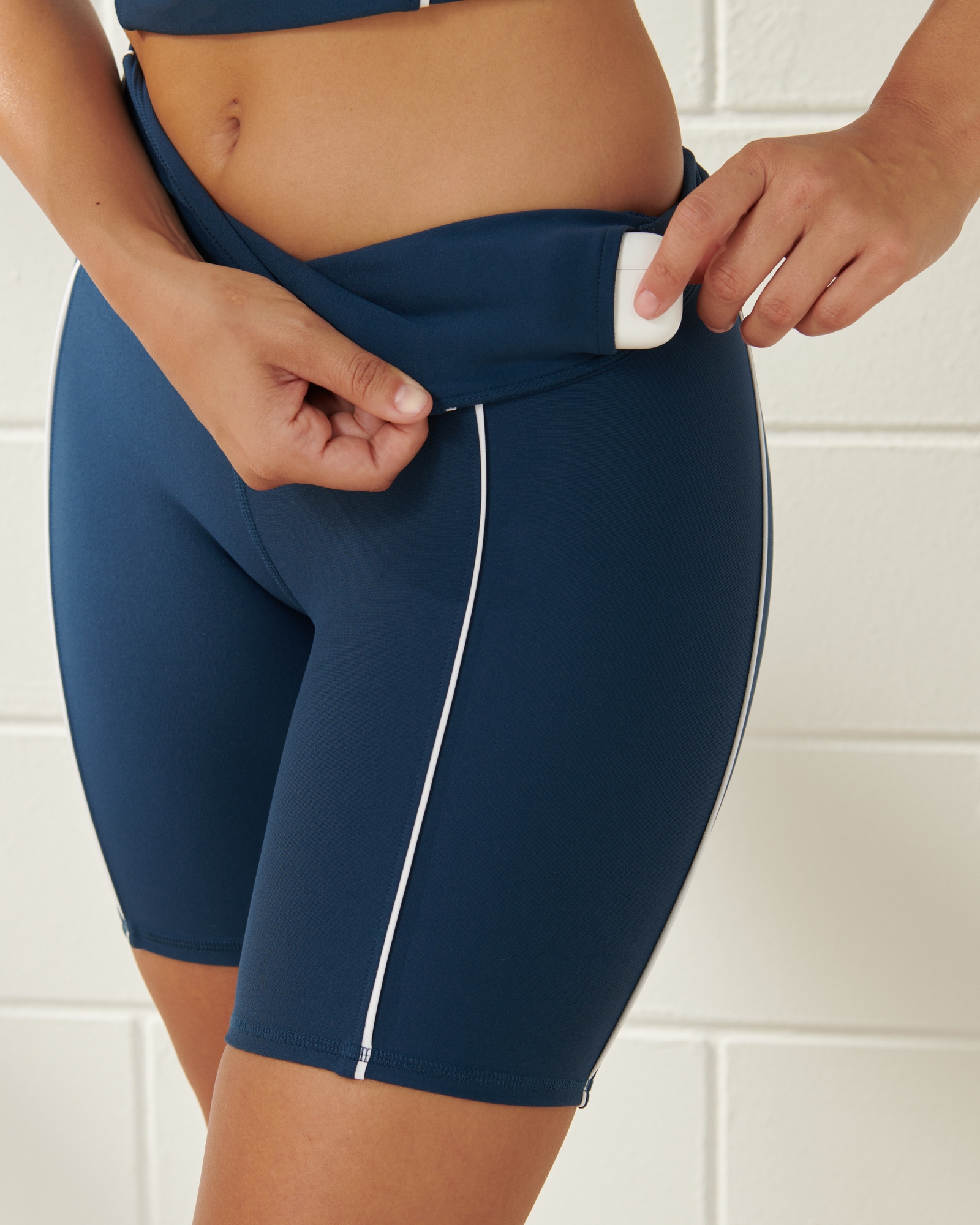 YPB sculptLUX 7" Bike Short