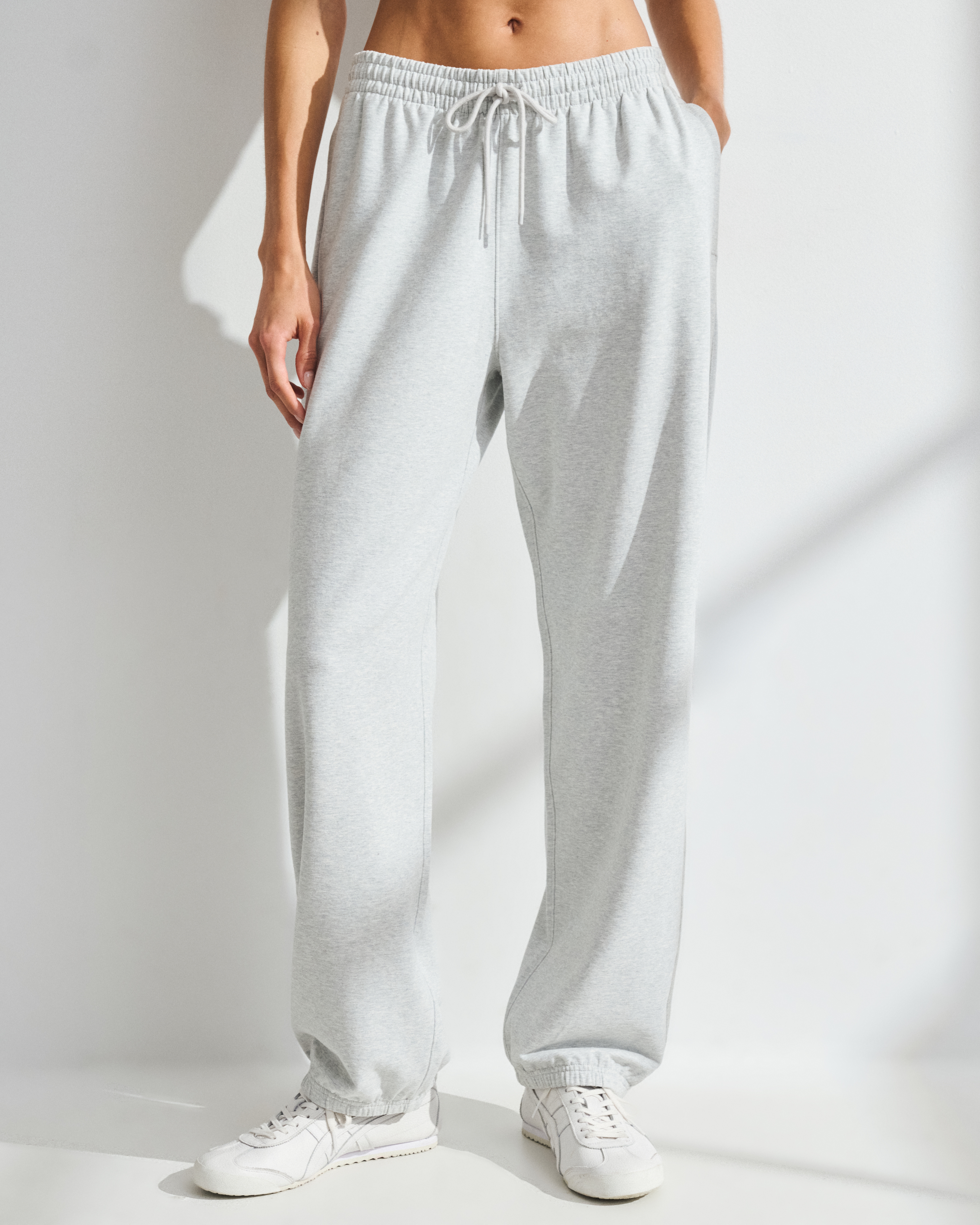 Женские брюки Abercrombie & Fitch YPB On The Go Micro Terry Cinched Pant — фото 3
