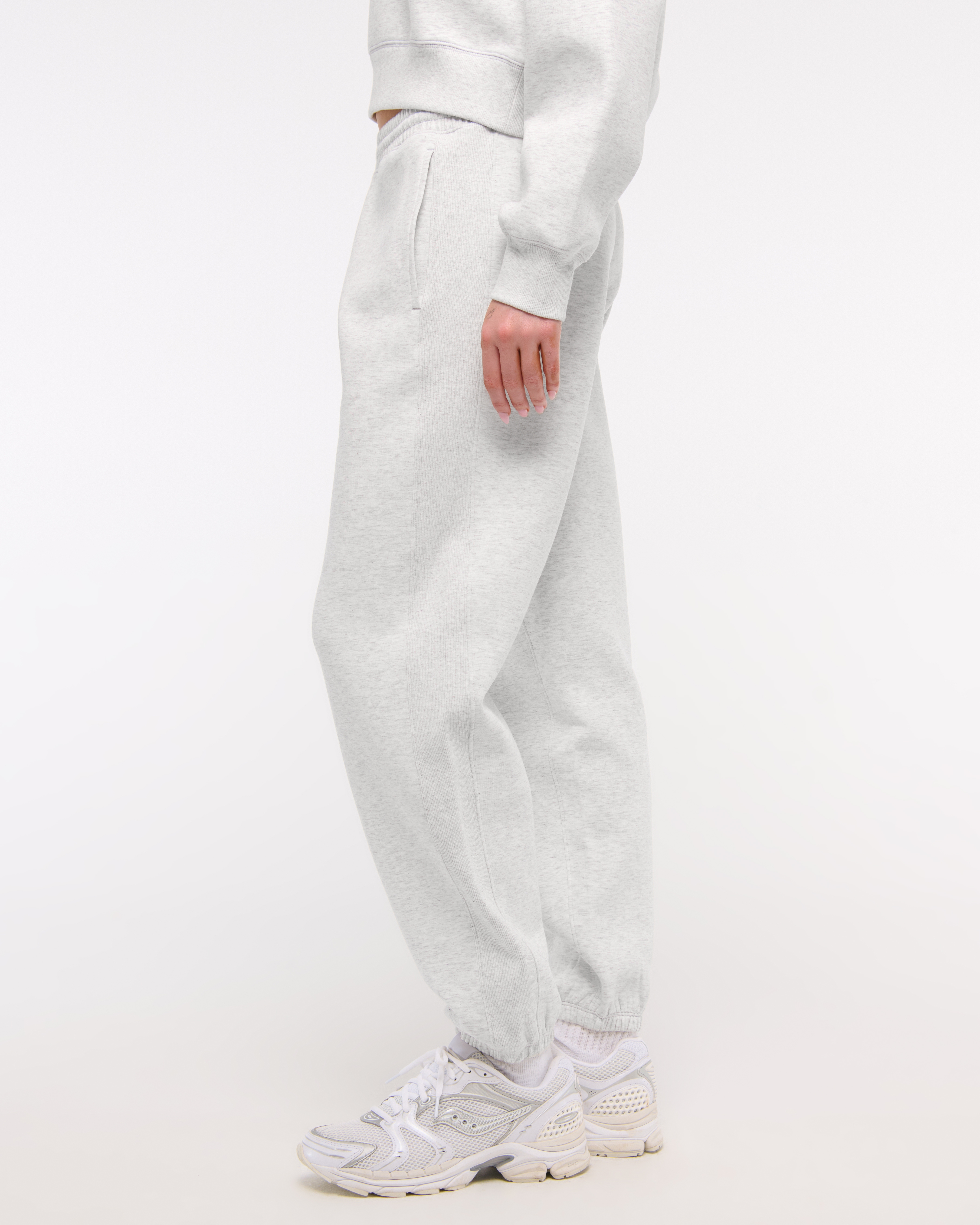 Abercrombie & Fitch Ypb Neoknit Max Mid Rise Cinched Pant In Gray