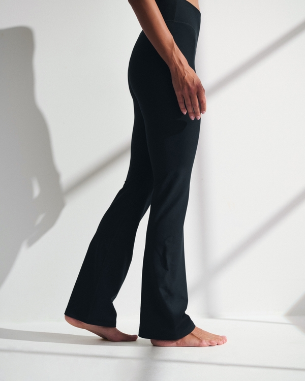 YPB sculptLUX Flare Legging