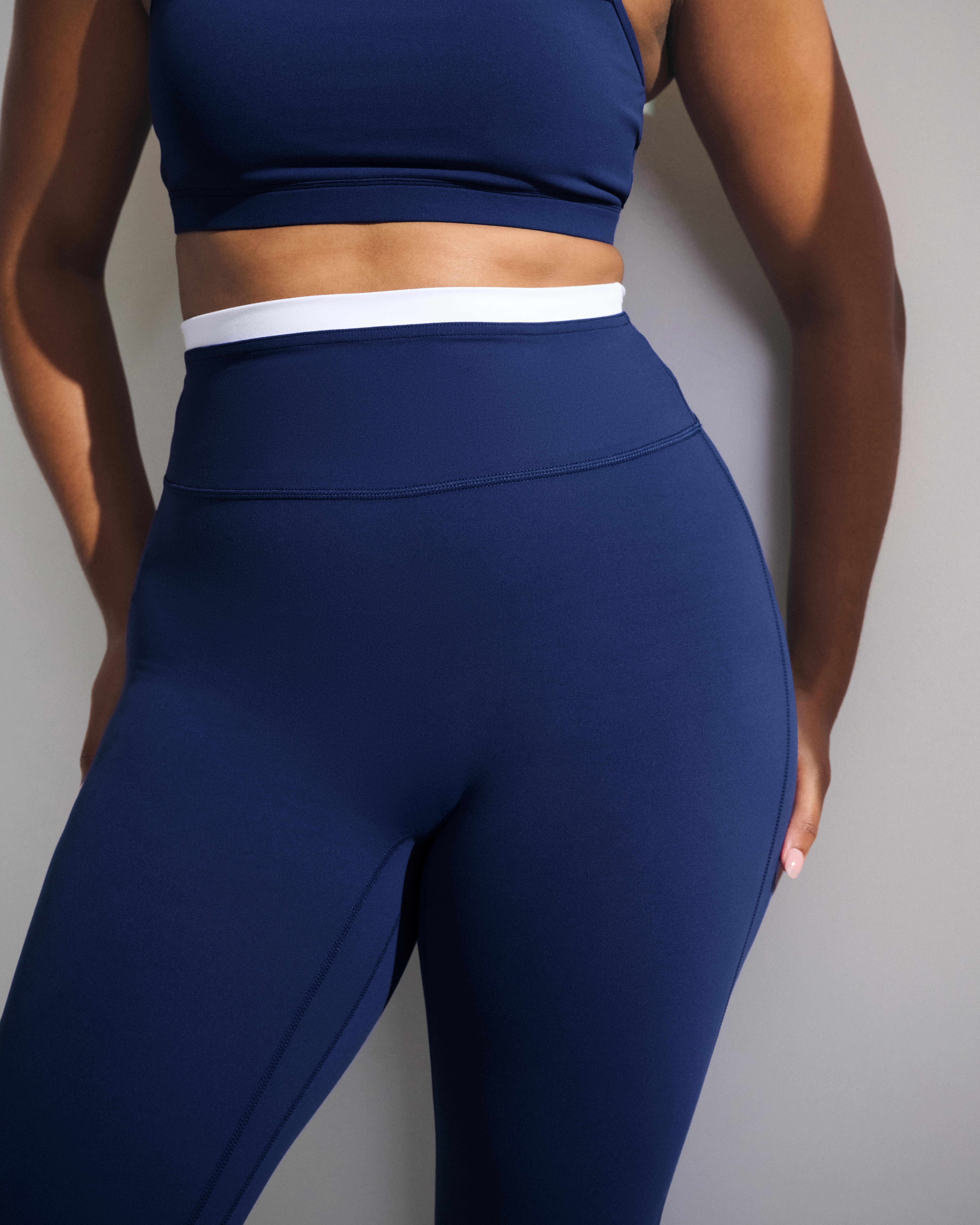 Abercrombie & Fitch Ypb Studioflex Curve Love 7/8-length Legging In Blue