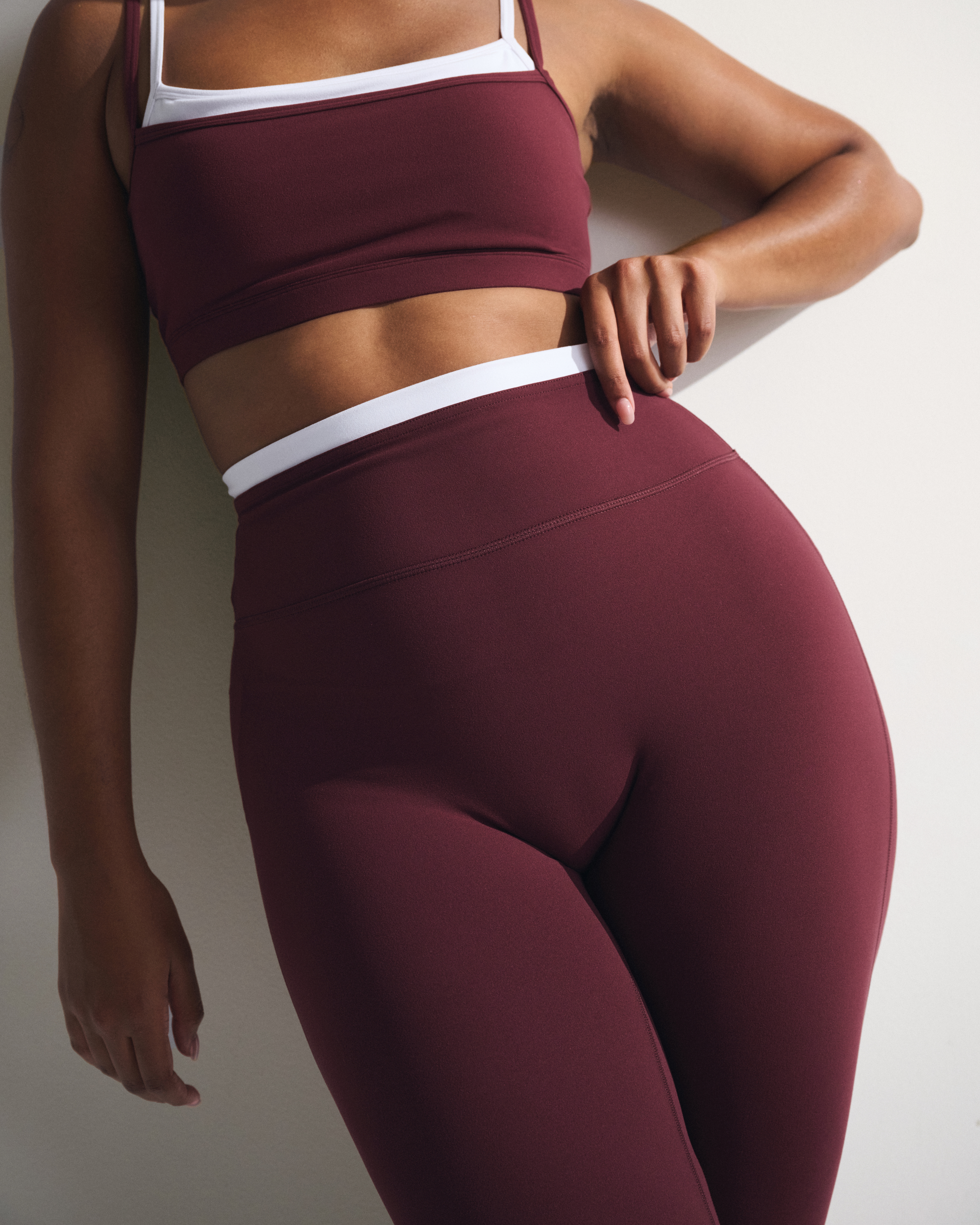 Abercrombie & Fitch Ypb Studioflex Curve Love 7/8-length Legging In Burgundy