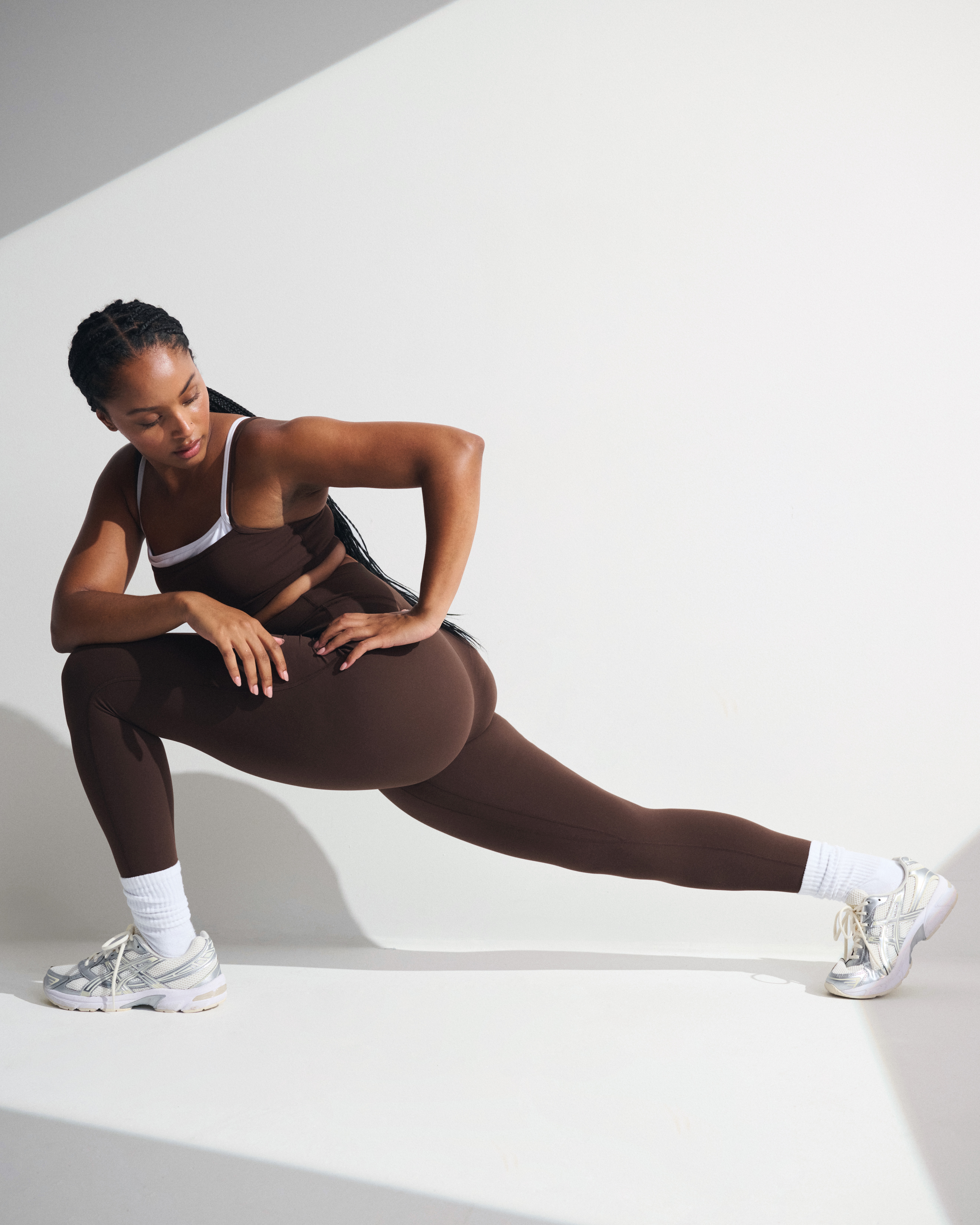 Abercrombie & Fitch Ypb Studioflex Curve Love 7/8-length Legging In Brown