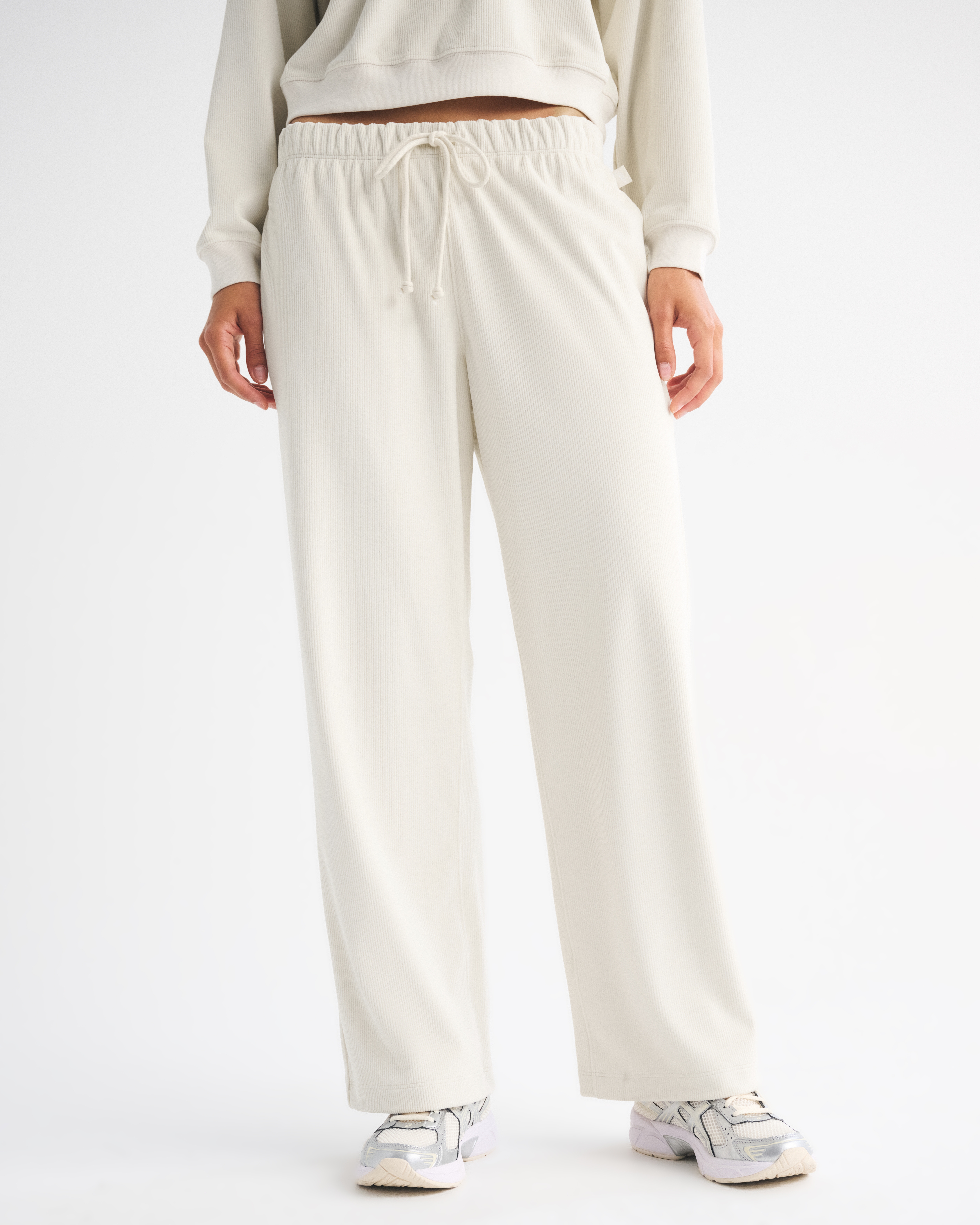 Женские брюки Abercrombie & Fitch YPB superSOFT Rib Wide Leg Sweatpant — фото 3