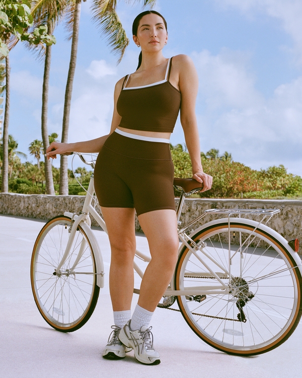 YPB studioFLEX Bike Short, Coffee view 1