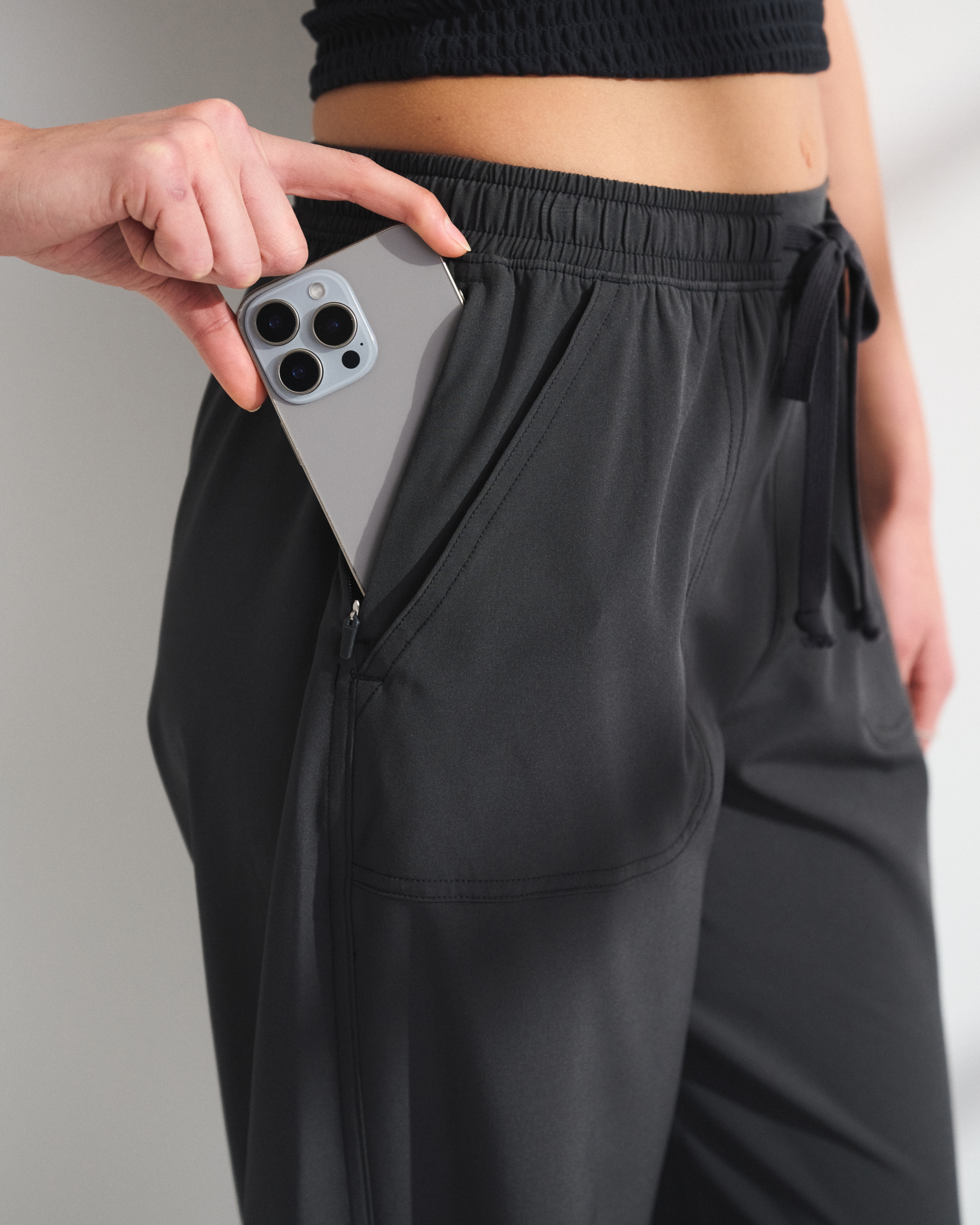 Женские брюки Abercrombie & Fitch YPB motionTEK Wide Leg Pant — фото 3