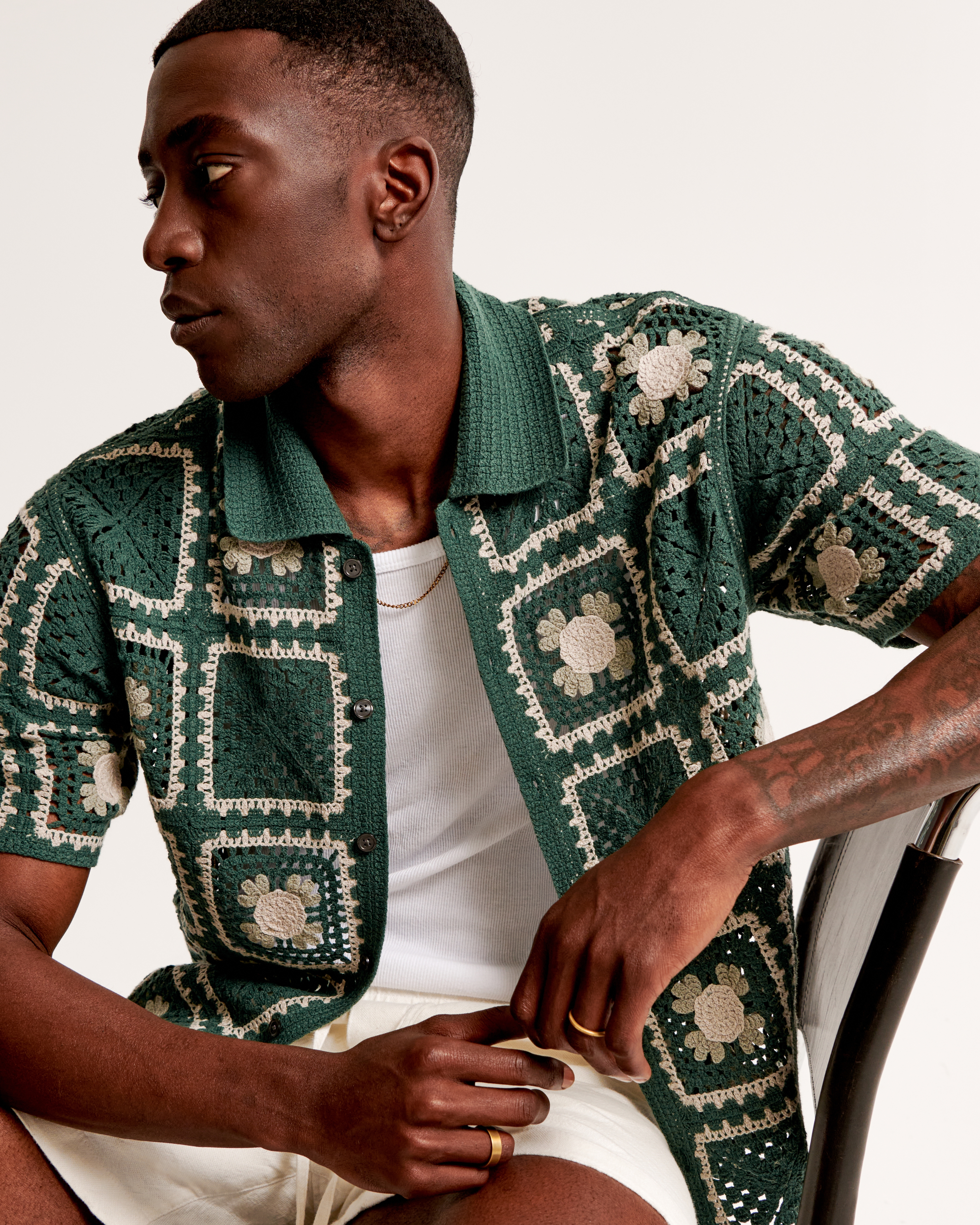 ★Abercrombie & Fitch★クロシェスタイル花柄セーターポロ Men's Crochet-Style Floral Button-Through Sweater Polo