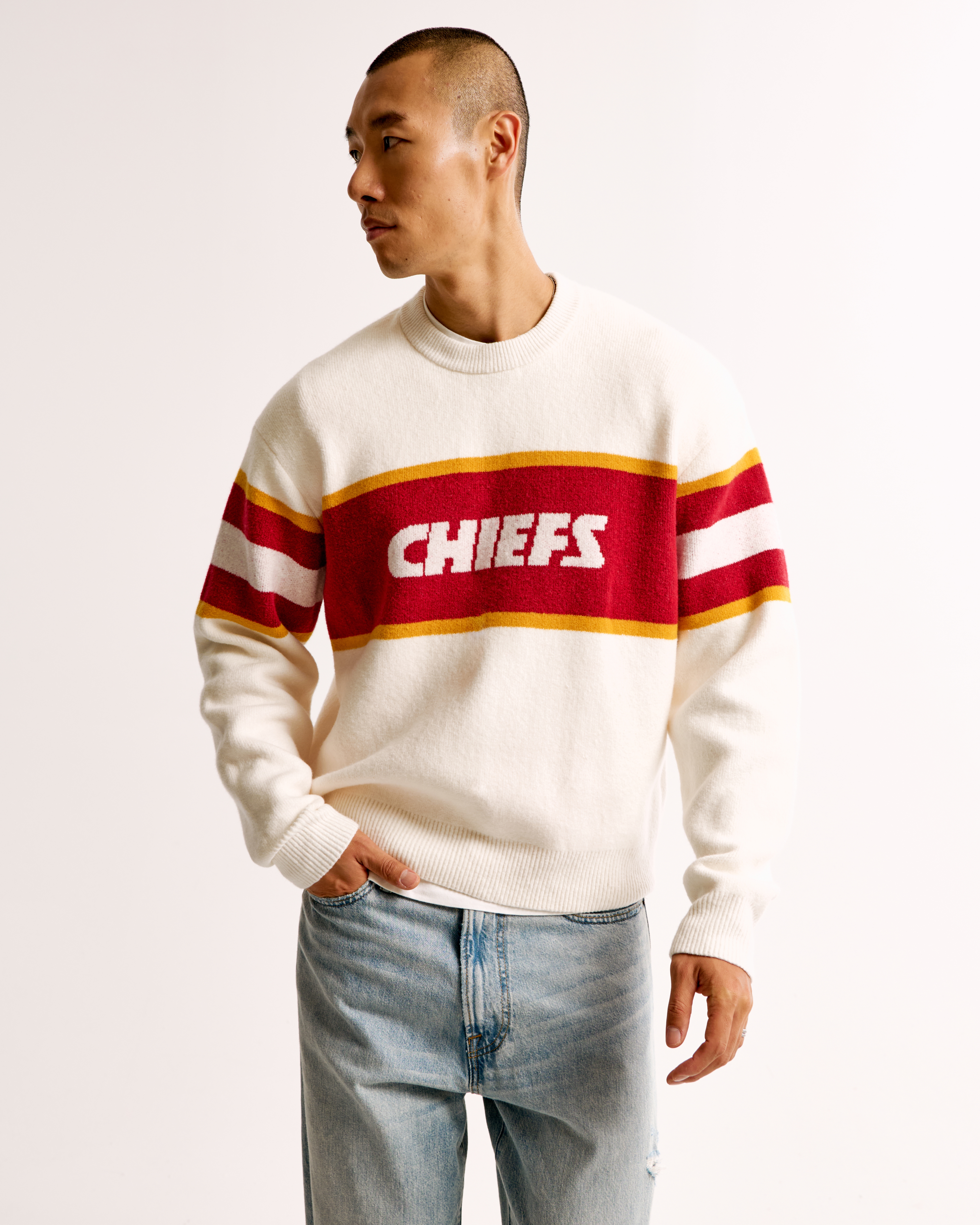 Abercrombie & Fitch Kansas City Chiefs Crew Sweater In White