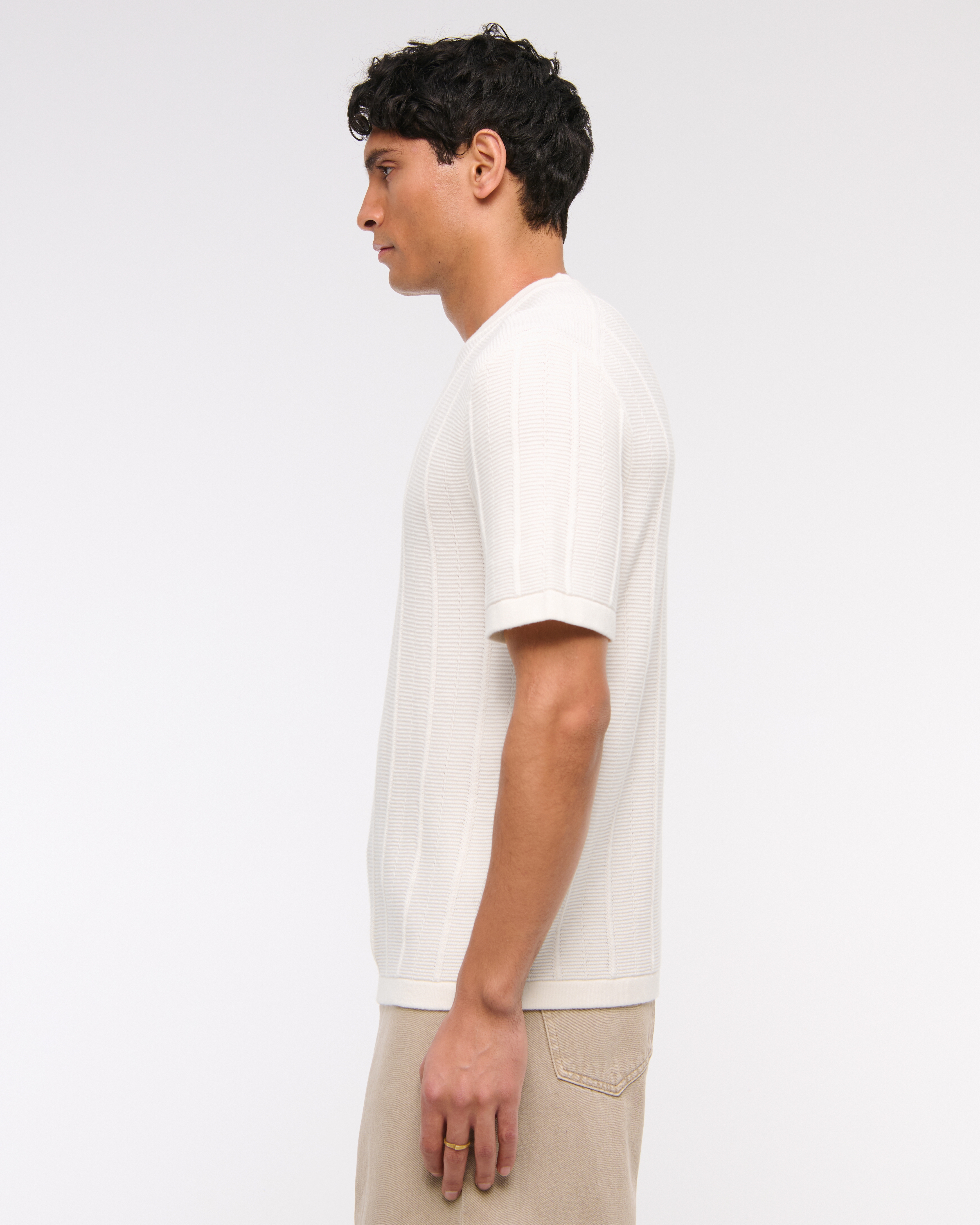 Abercrombie & Fitch◆ステッチ ニット Tシャツ 送料関税込 メンズ ステッチ セーターTシャツ | メンズ Sale | Abercrombie.com