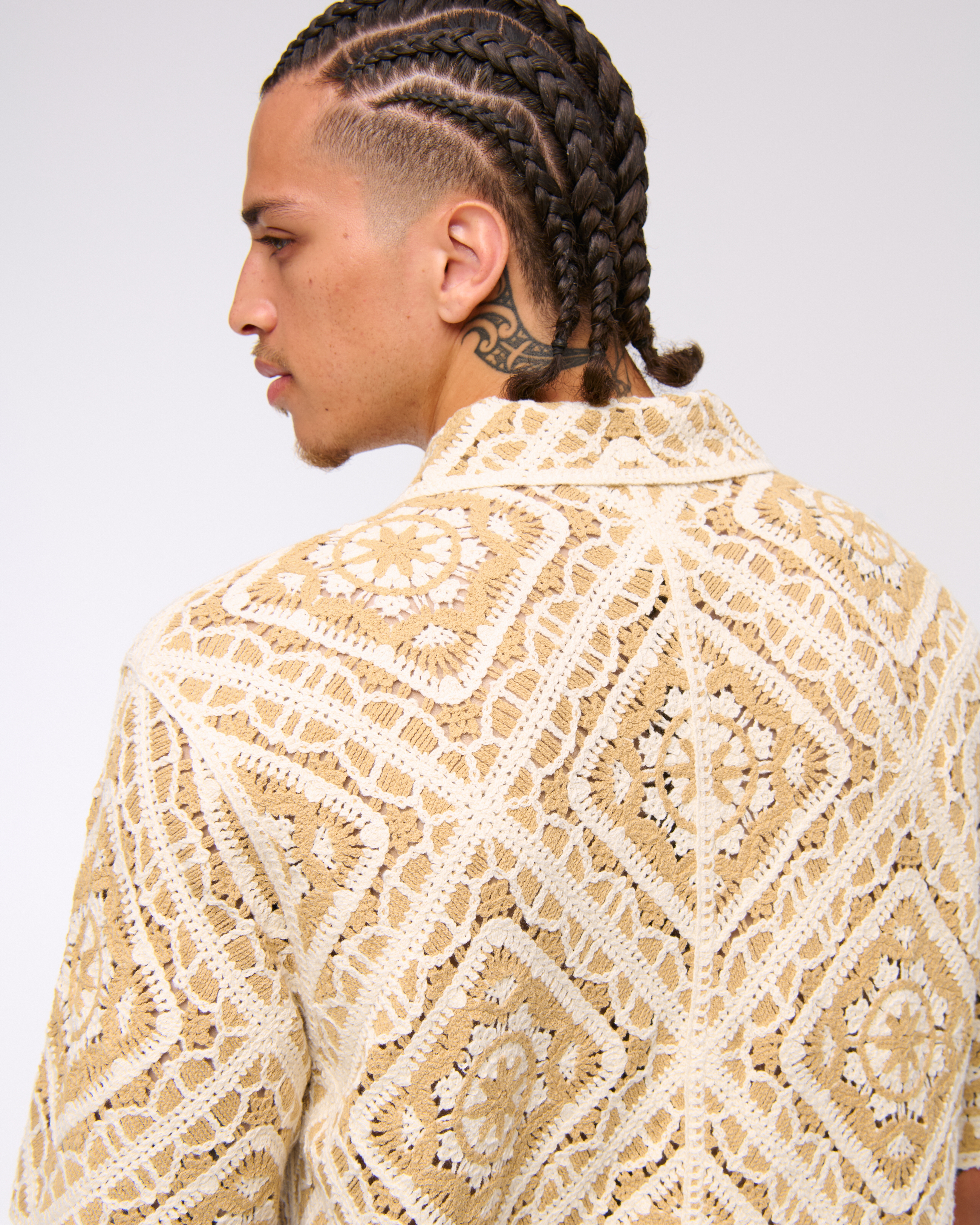 ★Abercrombie & Fitch★クロシェスタイル花柄セーターポロ Men's Crochet-Style Floral Button-Through Sweater Polo