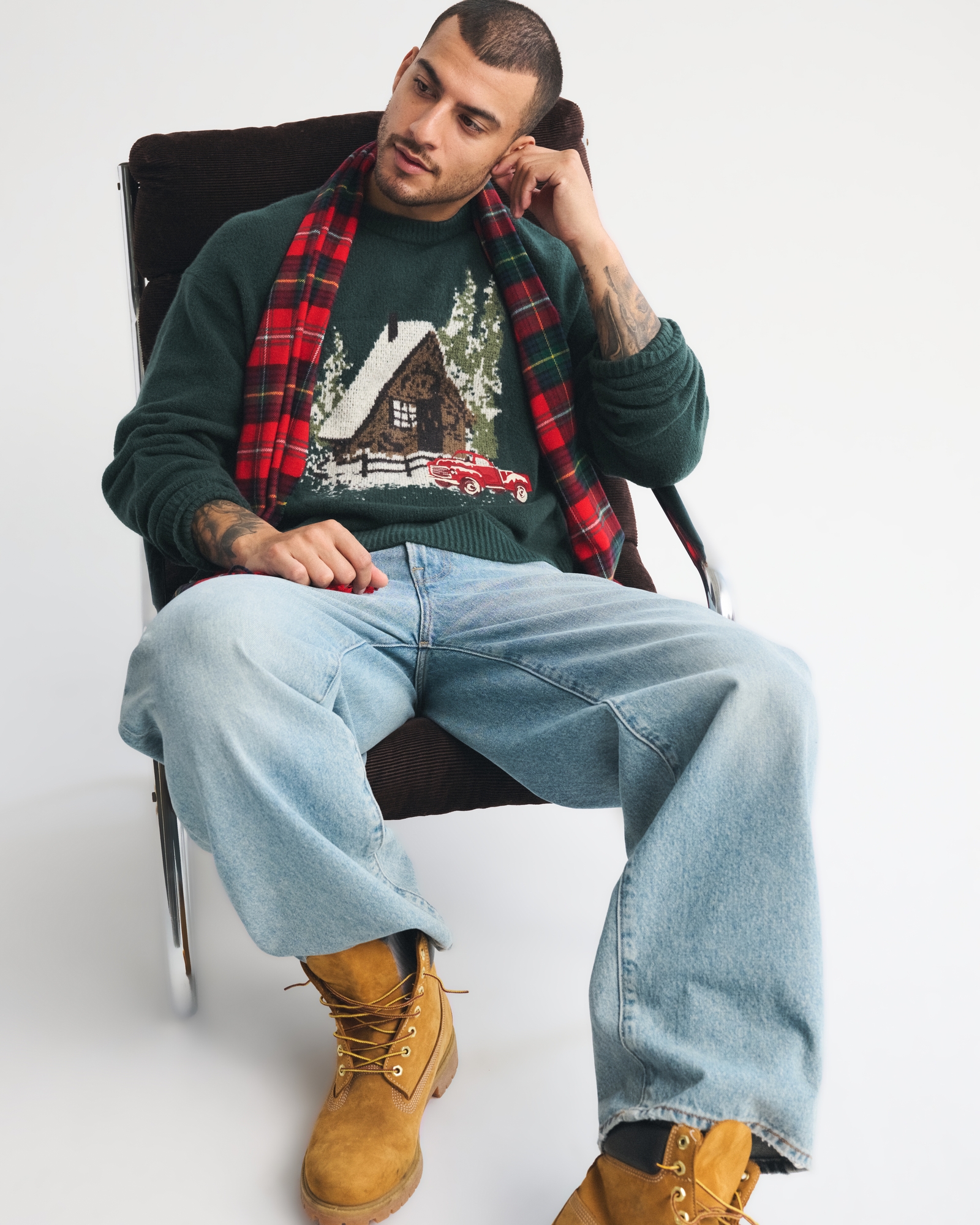 Oversized Holiday Graphic Crew Sweater