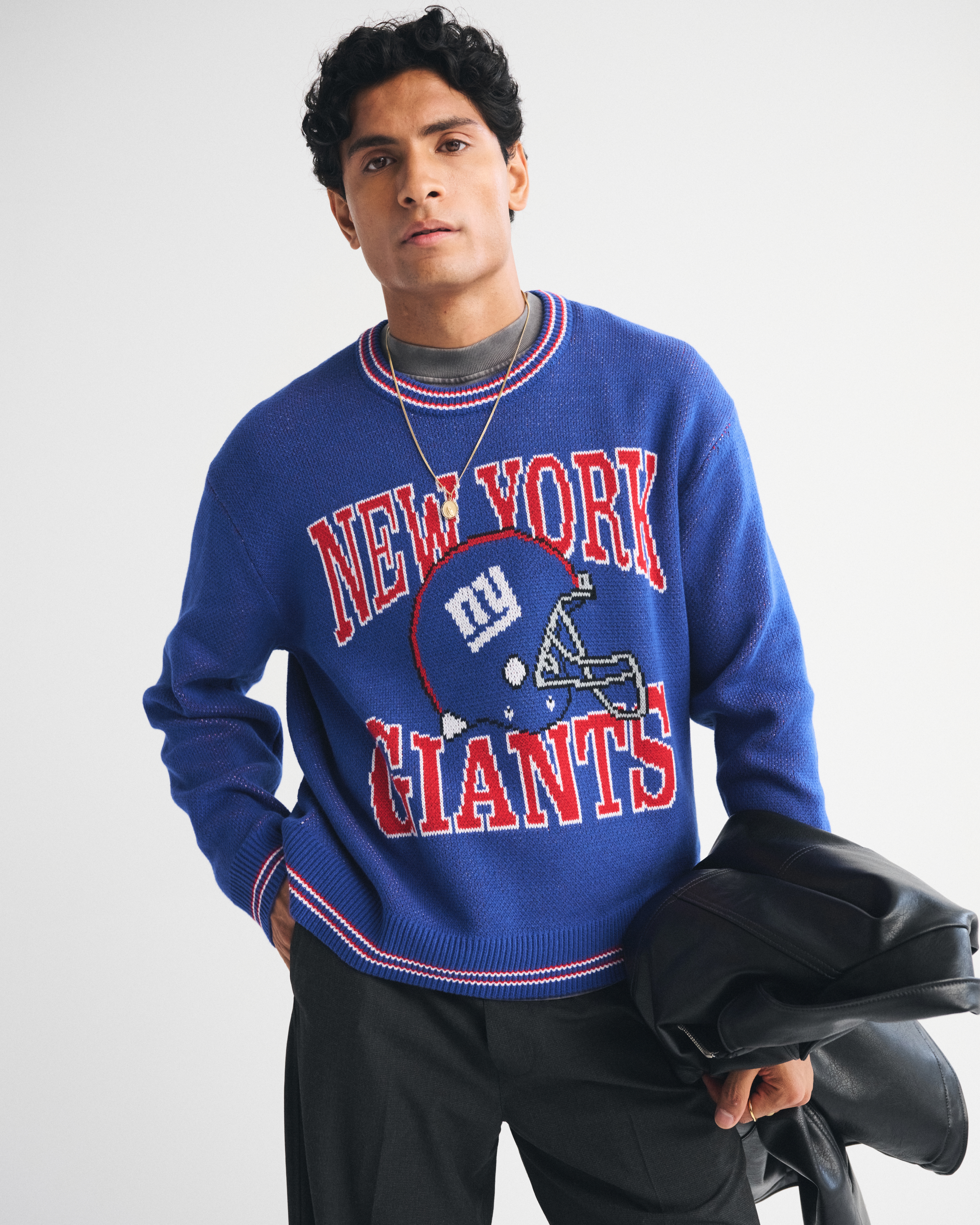 Abercrombie & Fitch New York Giants Crew Sweater In Brown