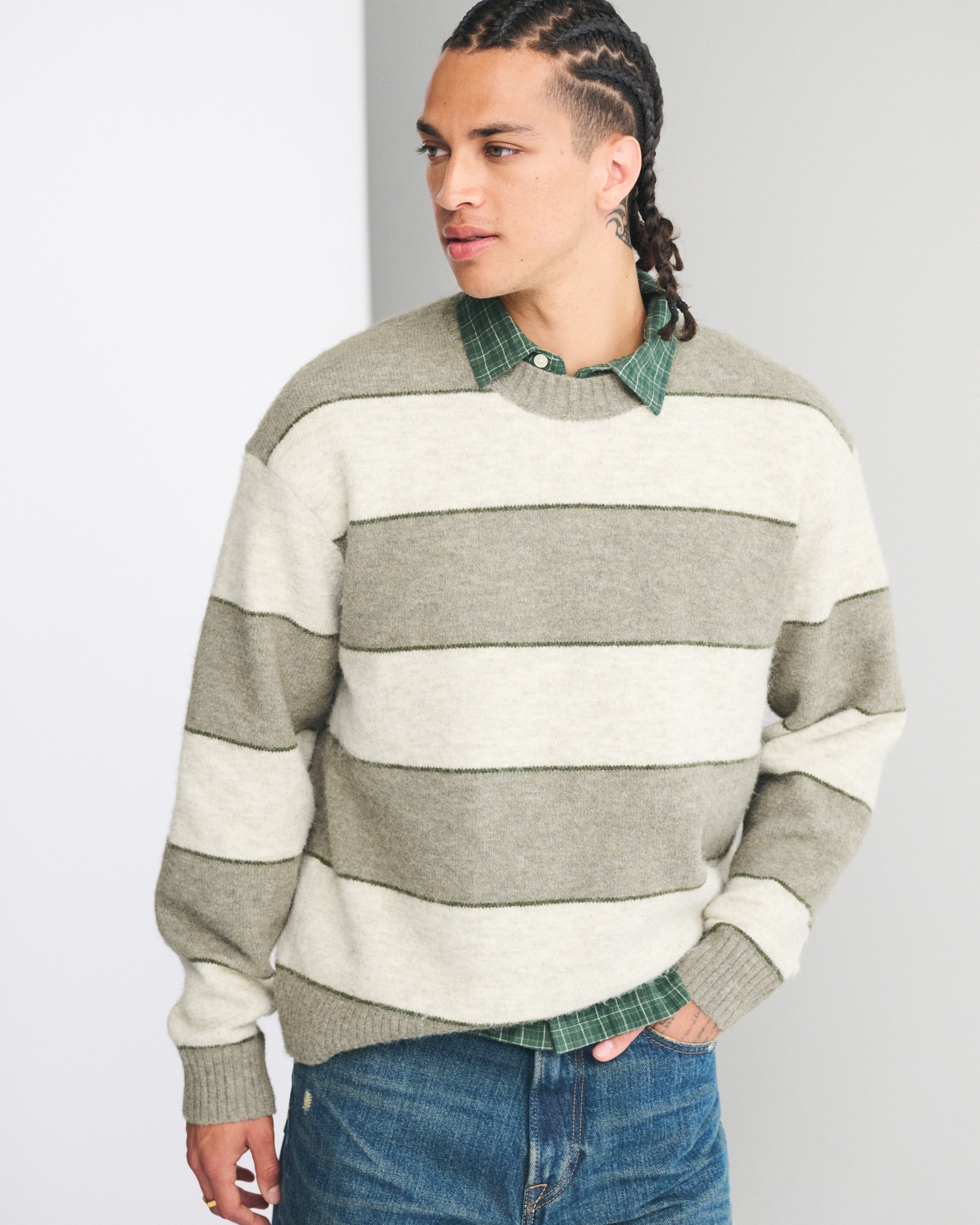 Abercrombie & Fitch A&f Essential Crew Sweater In Green