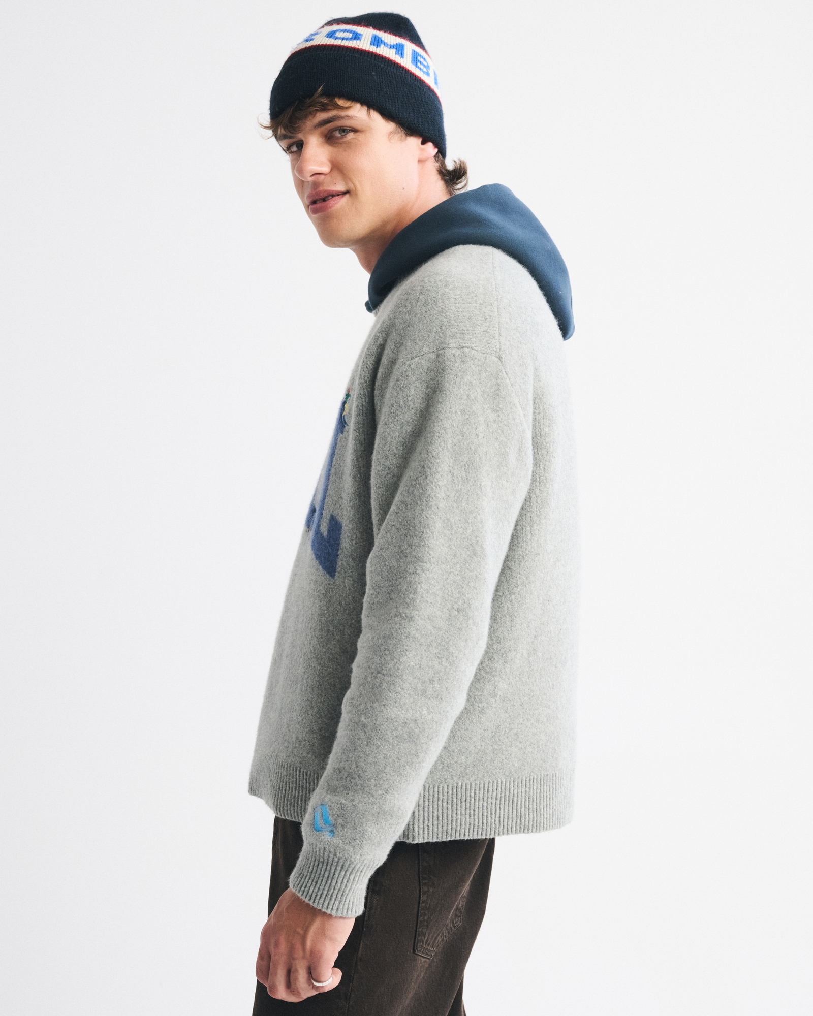 Oversized Vail Graphic Crew Sweater