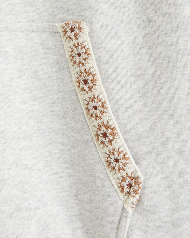 Essential Popover Hoodie