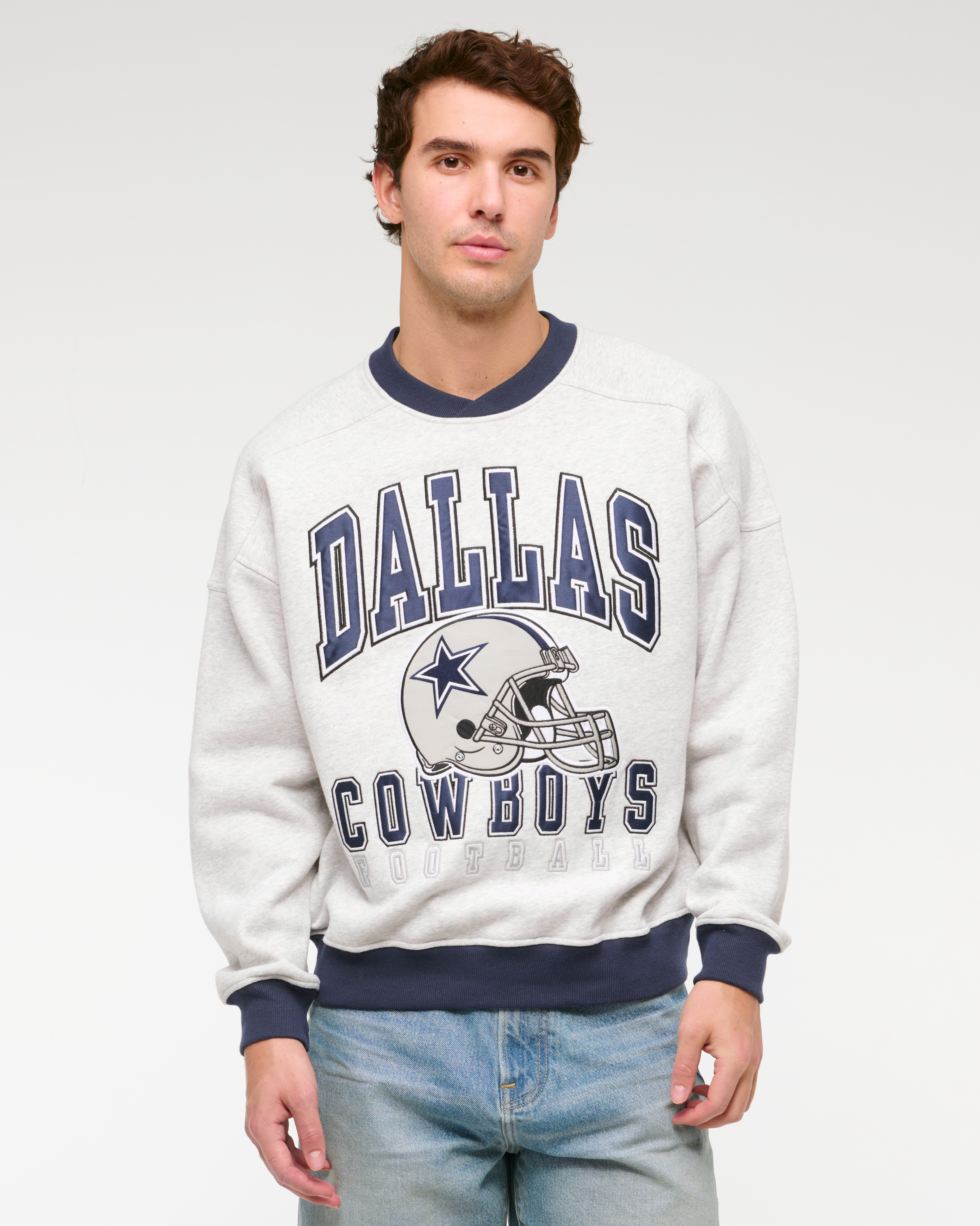★Abercrombie & Fitch★ダラスカウボーイズスウェット Men's Dallas Cowboys Graphic Crew Sweater | Men's Clearance